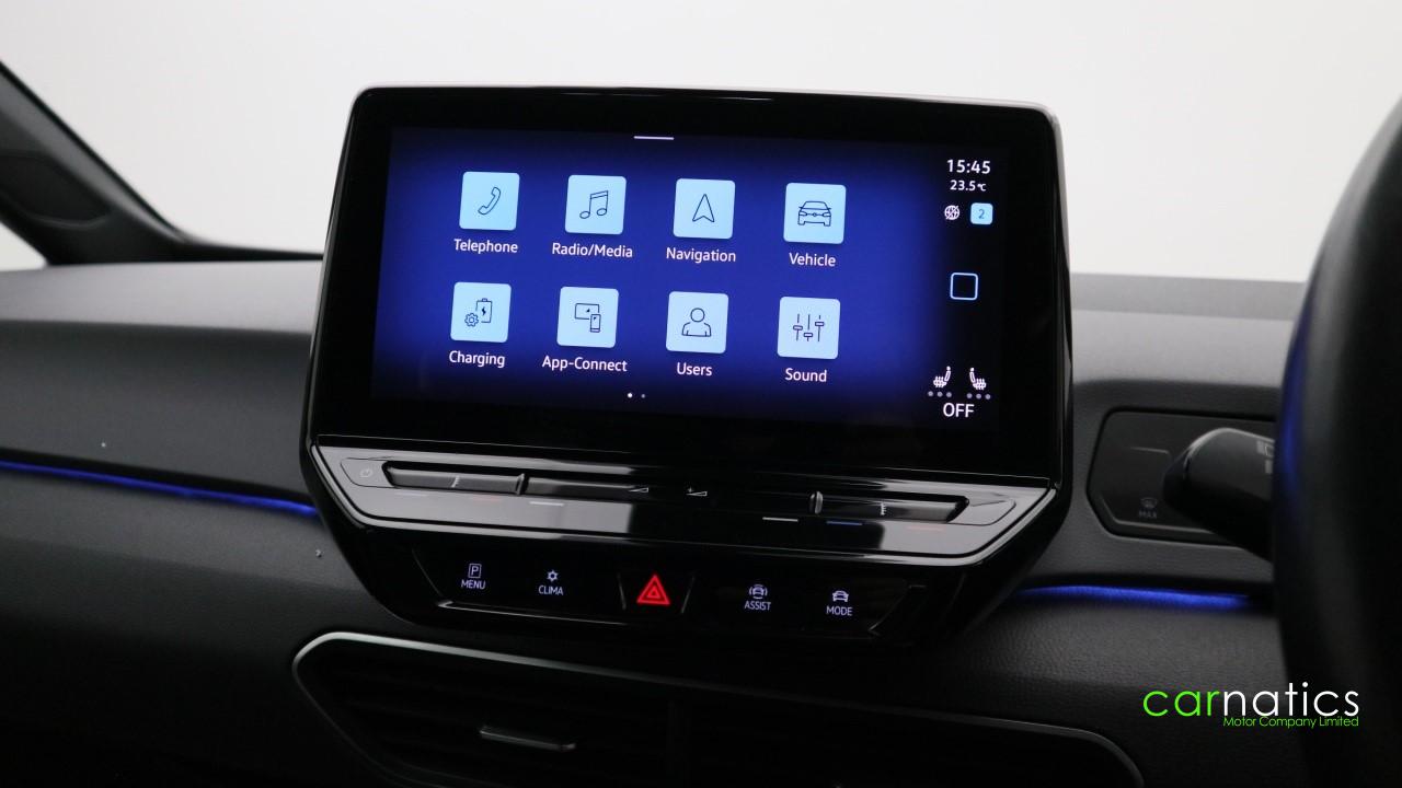 Volkswagen ID.3 Pro Performance 58kWh Life Hatchback 5dr Electric Auto (204 ps)