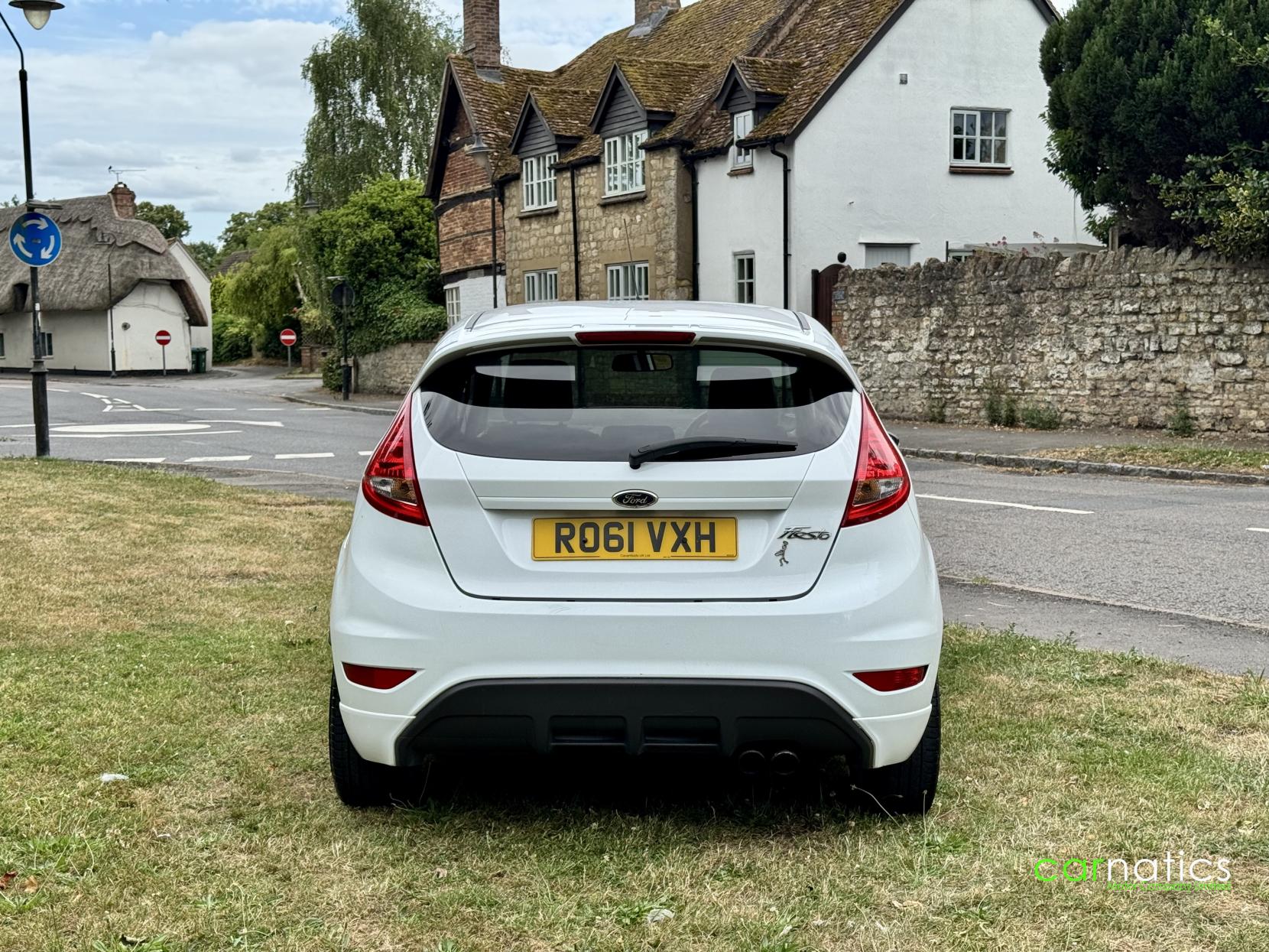 Ford Fiesta 1.6 Metal Hatchback 3dr Petrol Manual (139 g/km, 133 bhp)