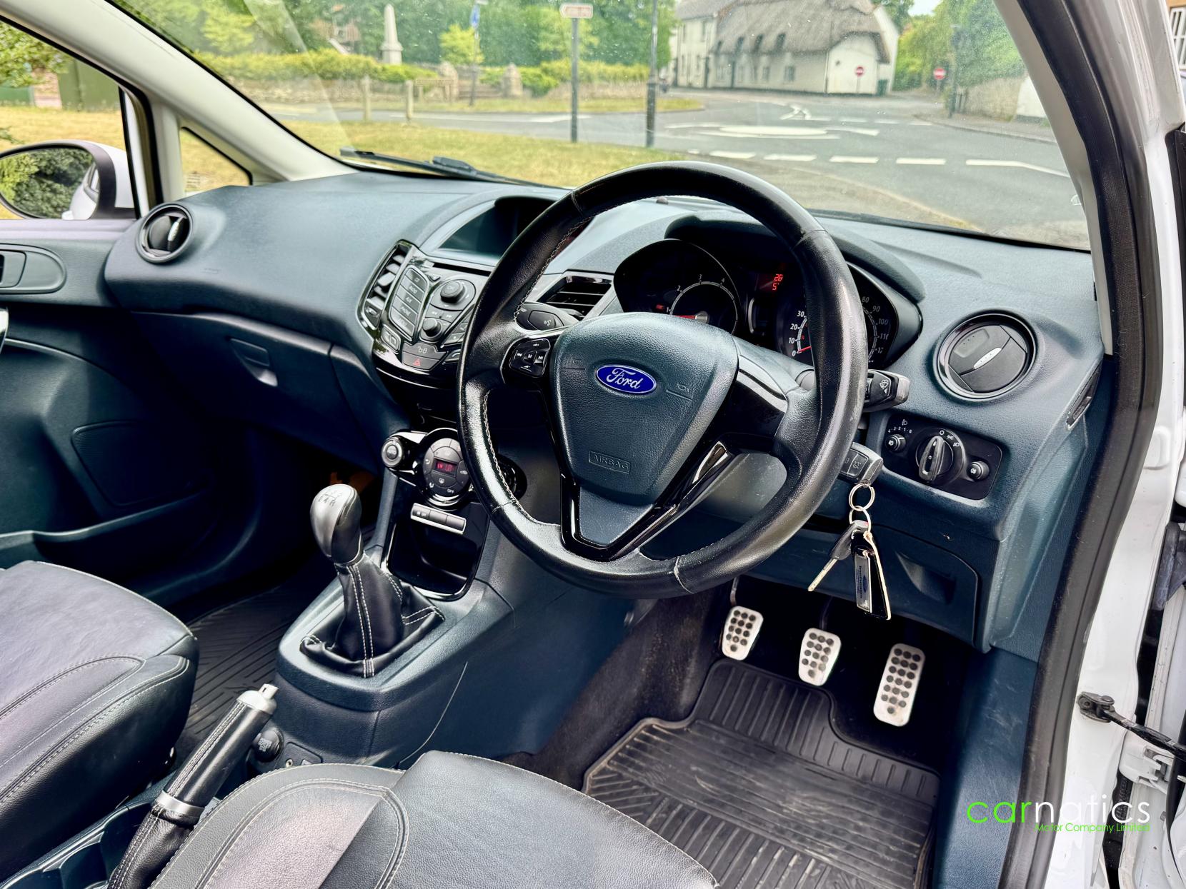 Ford Fiesta 1.6 Metal Hatchback 3dr Petrol Manual (139 g/km, 133 bhp)