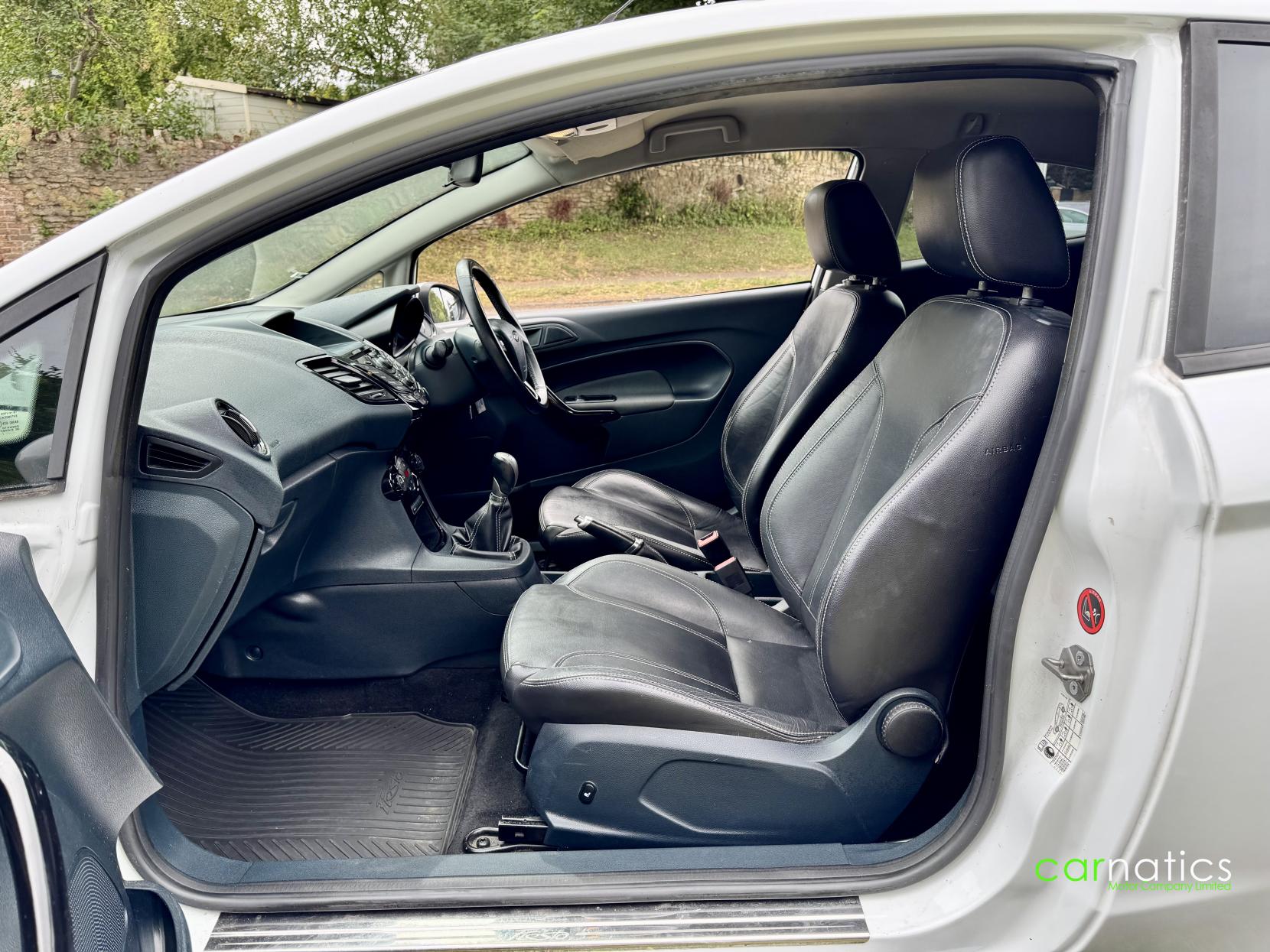 Ford Fiesta 1.6 Metal Hatchback 3dr Petrol Manual (139 g/km, 133 bhp)