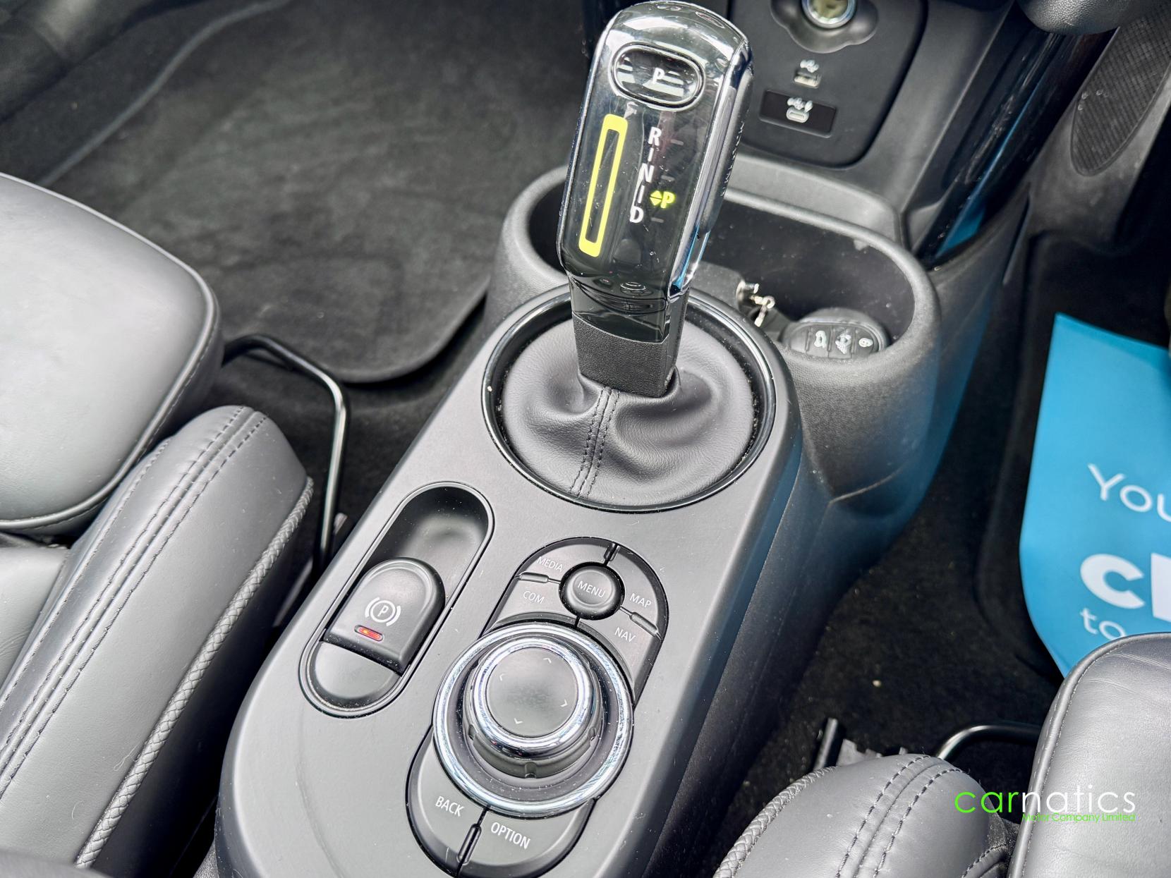 MINI Electric Hatch Cooper SE 32.6kWh Level 3 Hatchback 3dr Electric Auto (184 ps)