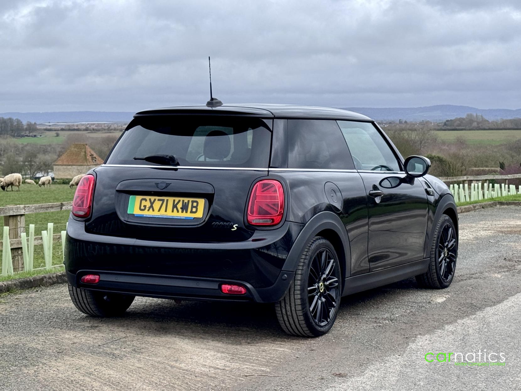 MINI Electric Hatch Cooper SE 32.6kWh Level 3 Hatchback 3dr Electric Auto (184 ps)