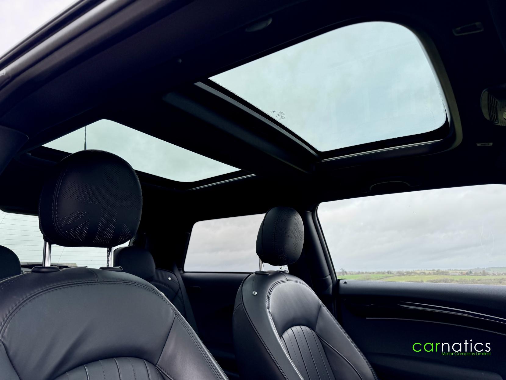 MINI Electric Hatch Cooper SE 32.6kWh Level 3 Hatchback 3dr Electric Auto (184 ps)