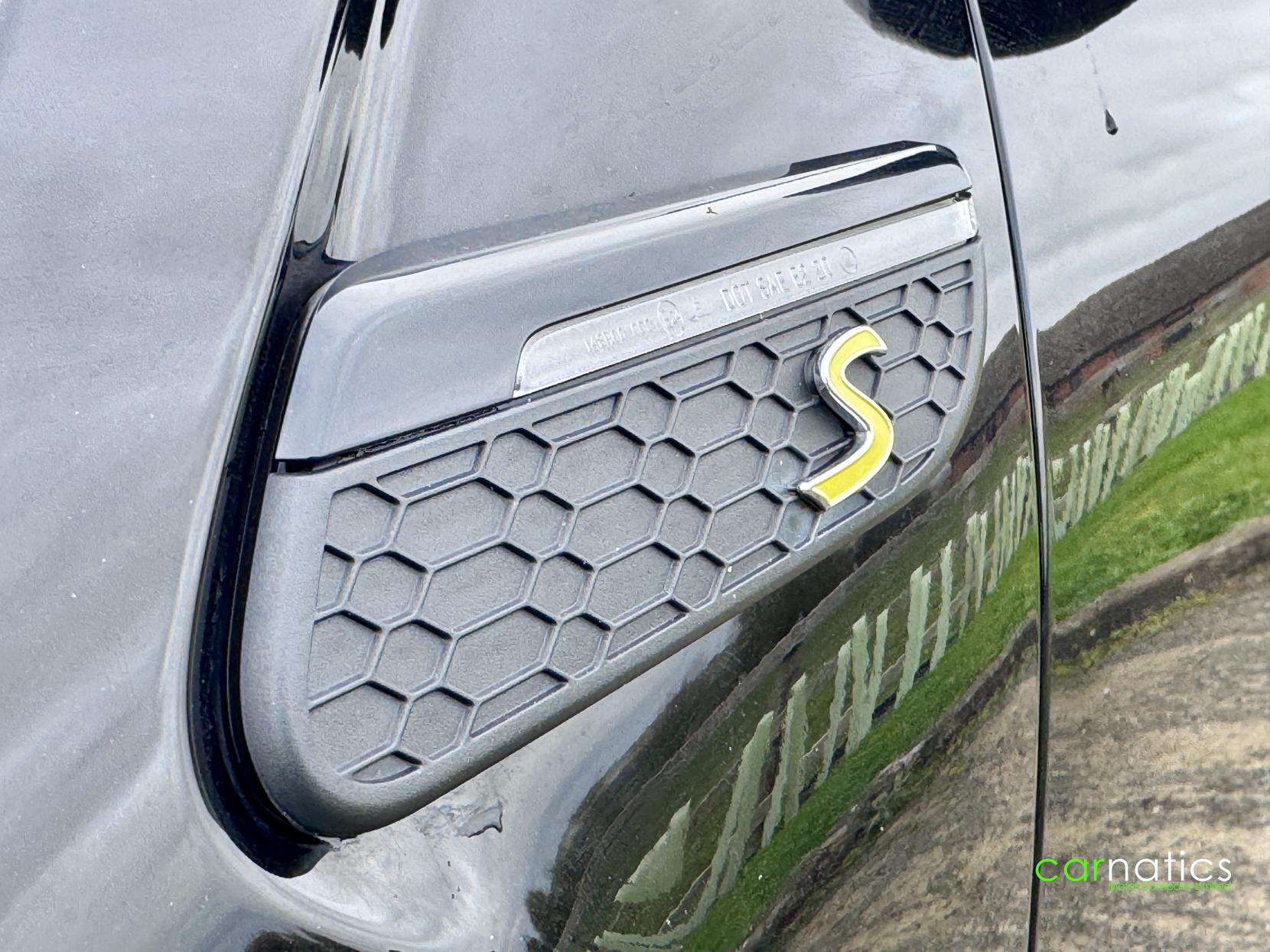 MINI Electric Hatch Cooper SE 32.6kWh Level 3 Hatchback 3dr Electric Auto (184 ps)