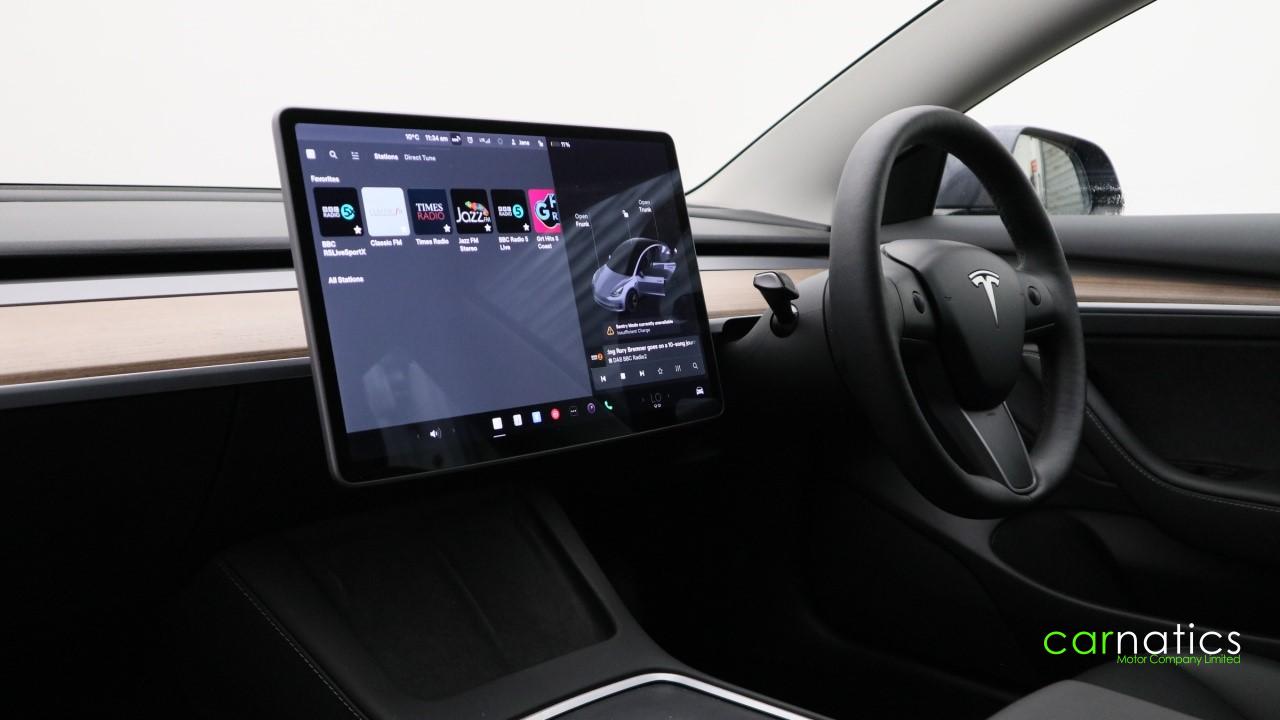Tesla Model 3 Standard Range Plus Saloon 4dr Electric Auto RWD (241 bhp)