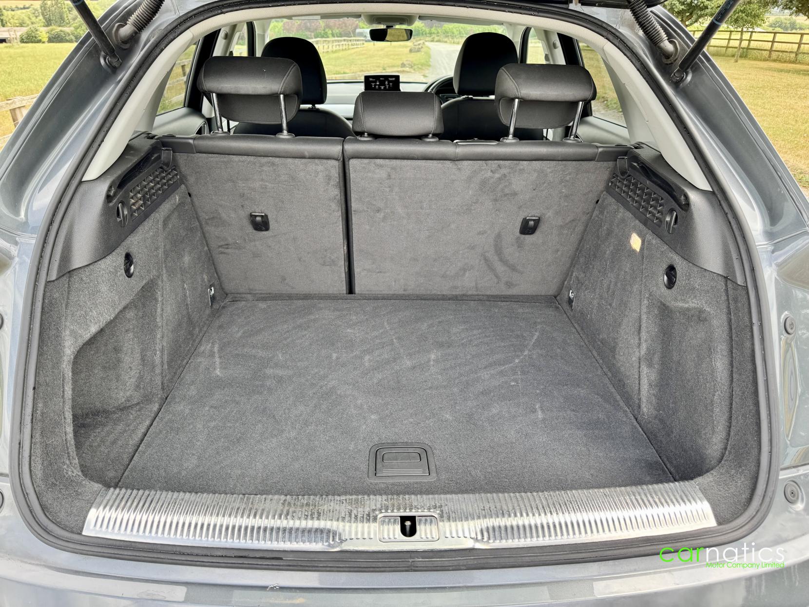 Audi Q3 2.0 TDI SE SUV 5dr Diesel Manual Euro 6 (s/s) (150 ps)