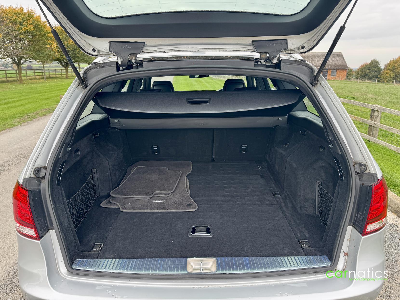 Mercedes-Benz E Class 2.1 E250 CDI SE Estate 5dr Diesel G-Tronic+ Euro 5 (s/s) (204 ps)