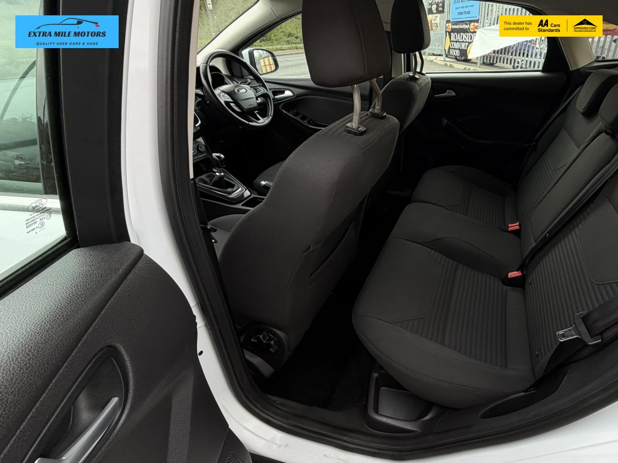 Ford Focus 1.0T EcoBoost Titanium Hatchback 5dr Petrol Manual Euro 6 (s/s) (125 ps)