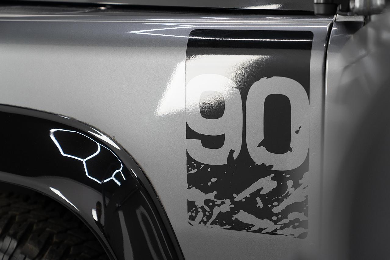 Land Rover Defender 90 2.2 TDCi Adventure SUV Double Cab 3dr Diesel Manual 4WD SWB Euro 5 (150 ps)