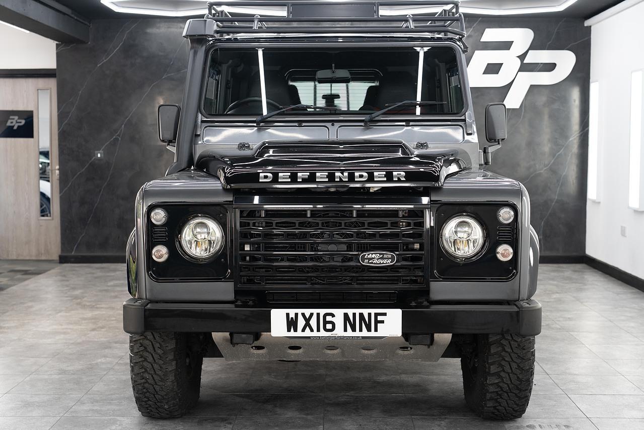 Land Rover Defender 90 2.2 TDCi Adventure SUV Double Cab 3dr Diesel Manual 4WD SWB Euro 5 (150 ps)