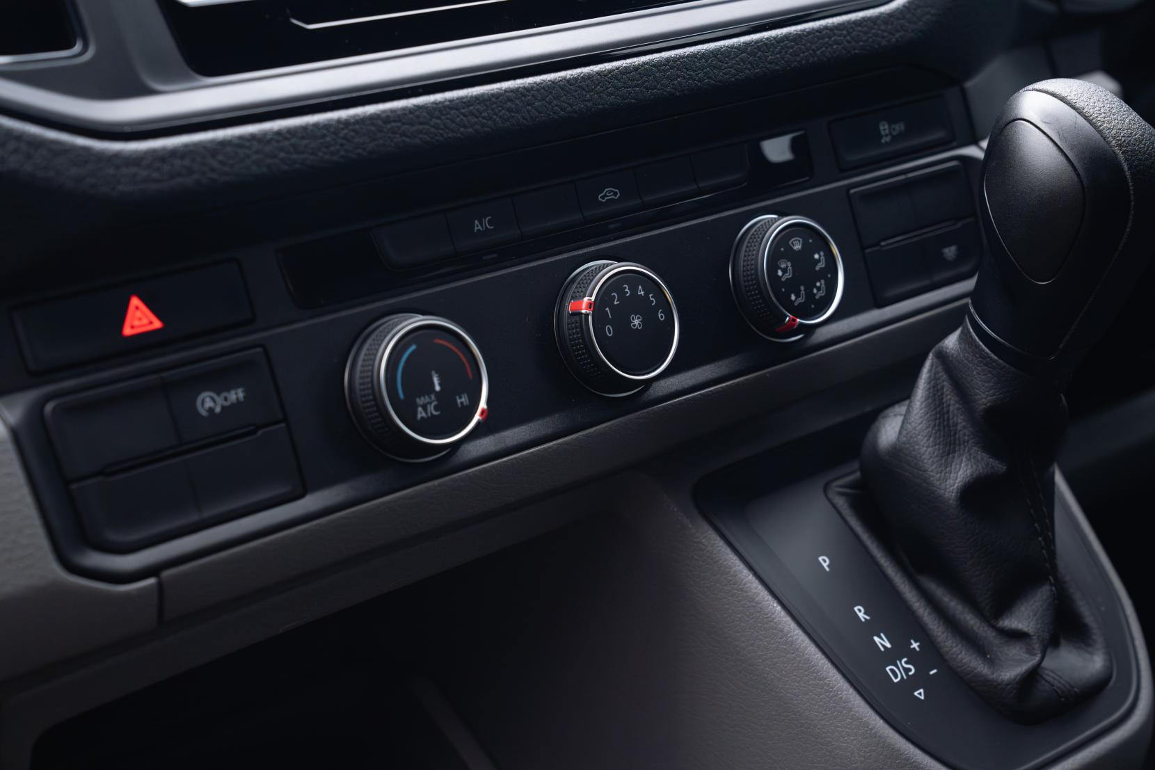 MAN TGE 2.0 3140d Panel Van 5dr Diesel Auto FWD LWB High Roof Euro 6 (s/s) (140 ps)