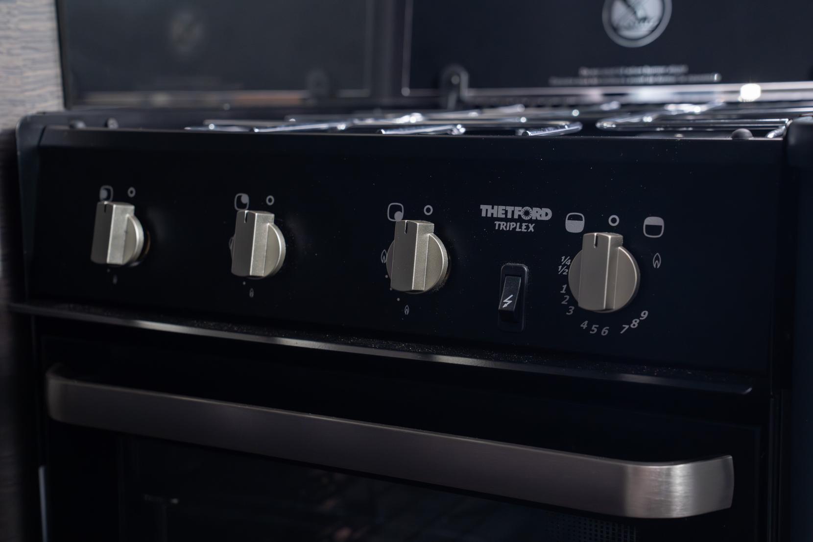 MAN TGE 2.0 3140d Panel Van 5dr Diesel Auto FWD LWB High Roof Euro 6 (s/s) (140 ps)