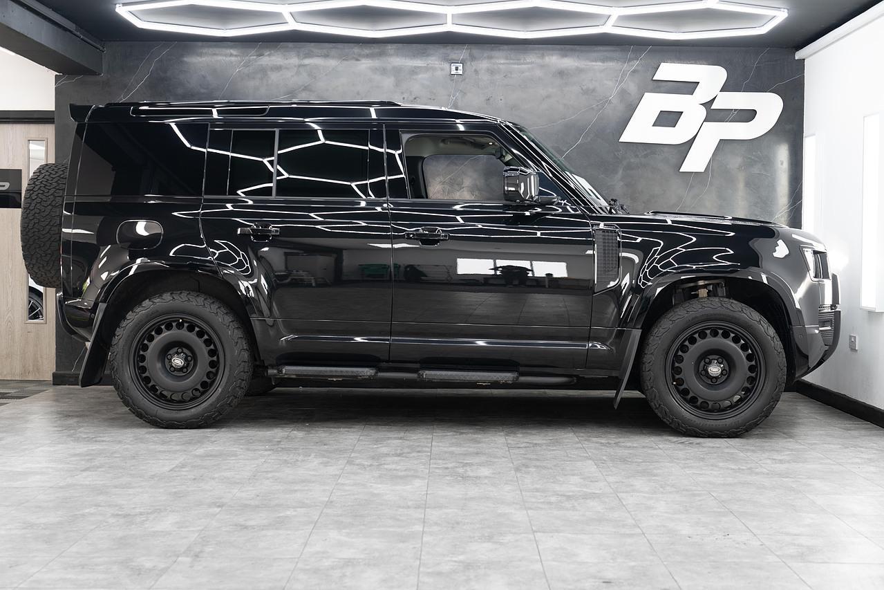 Land Rover Defender 110 3.0 D250 MHEV S Hard Top SUV 5dr Diesel Auto 4WD MWB Euro 6 (s/s) (250 ps)