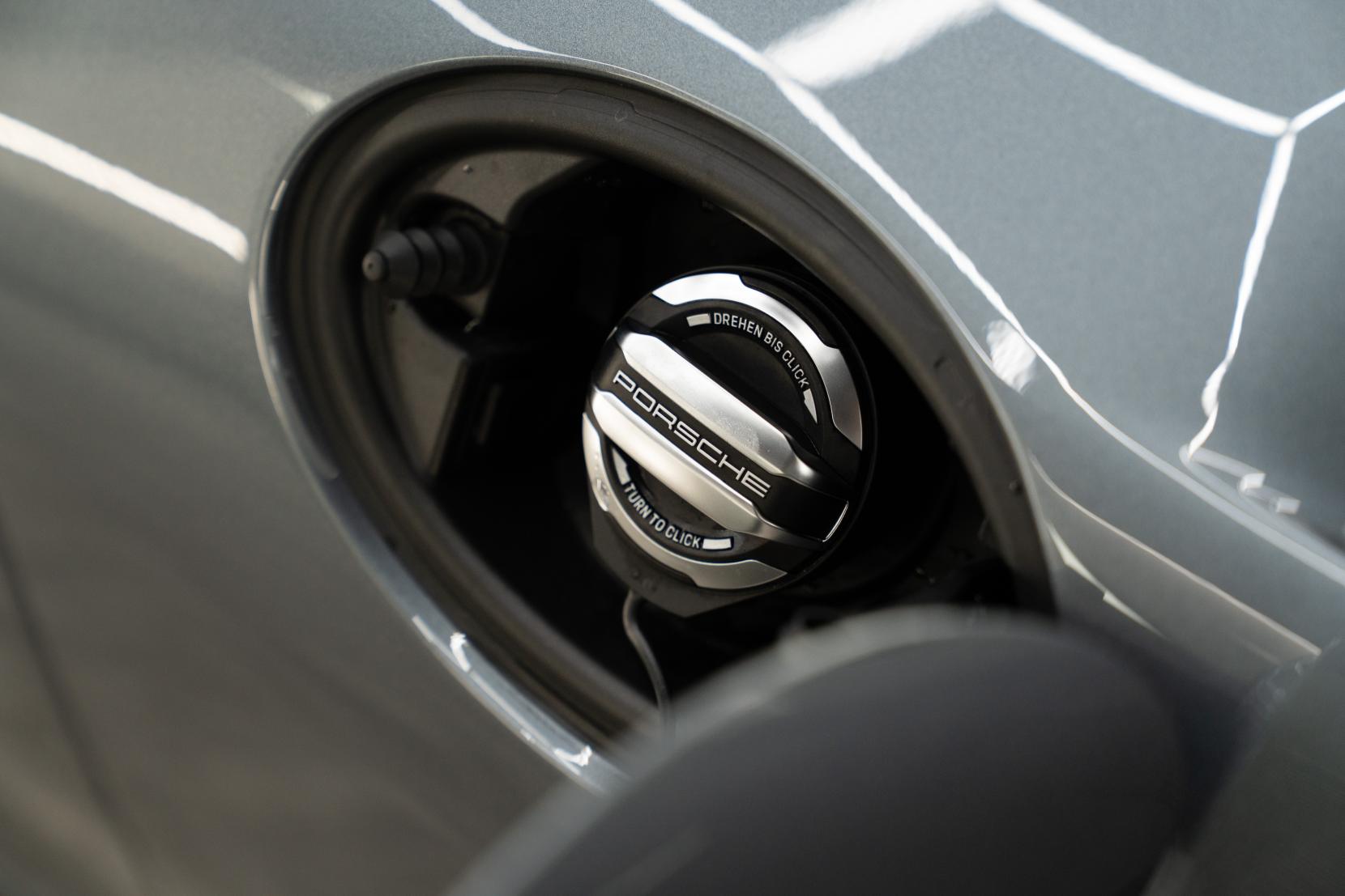 Porsche 718 Spyder 4.0 RS Spyder 2dr Petrol PDK Euro 6 (s/s) (500 ps)