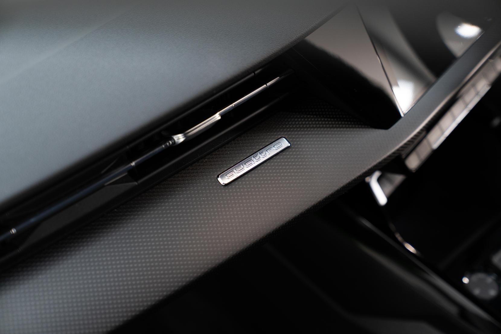 Audi RS3 2.5 TFSI Carbon Black Saloon 4dr Petrol S Tronic quattro Euro 6 (s/s) (400 ps)