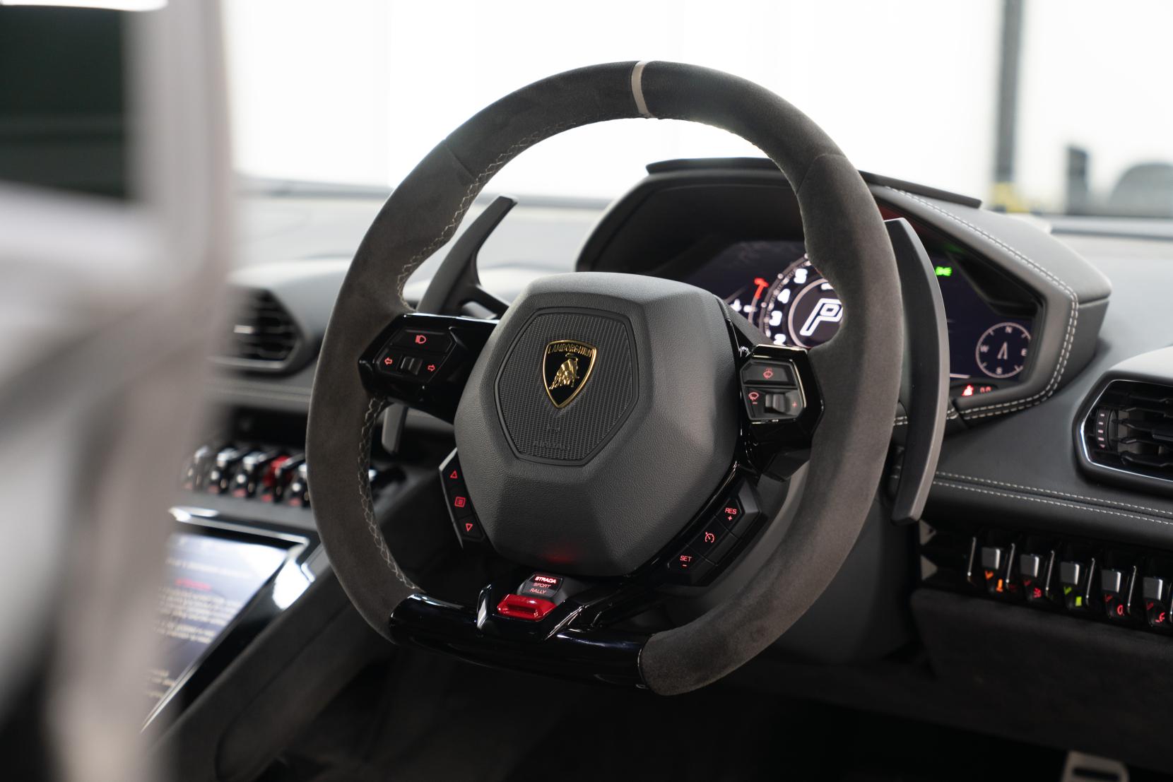 Lamborghini Huracan 5.2 V10 Sterrato Coupe 2dr Petrol LDF 4WD Euro 6 (s/s) (610 ps)