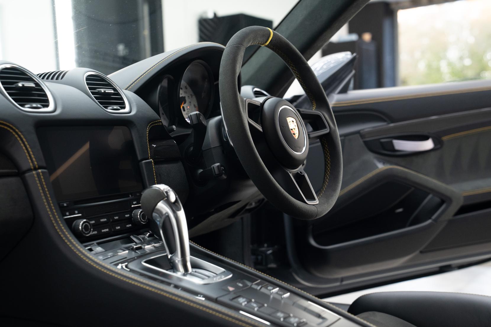 Porsche 718 Cayman 4.0 GT4 Coupe 2dr Petrol PDK Euro 6 (s/s) (420 ps)