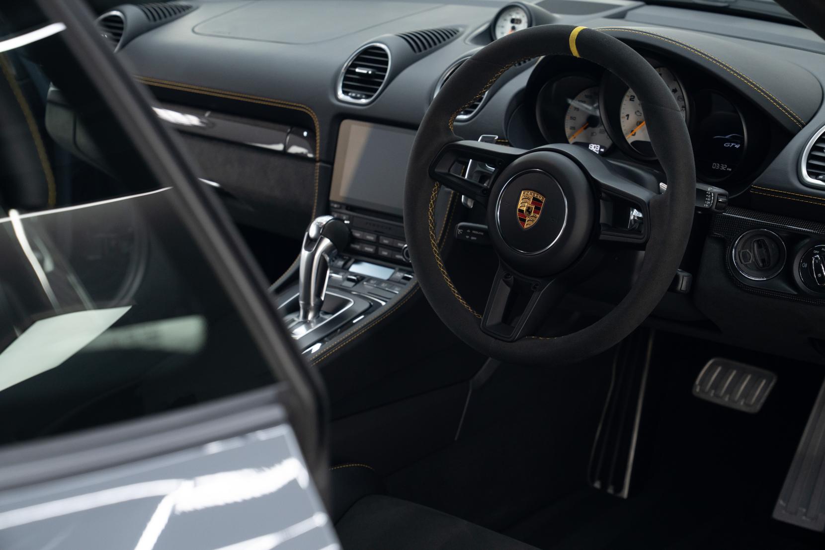 Porsche 718 Cayman 4.0 GT4 Coupe 2dr Petrol PDK Euro 6 (s/s) (420 ps)