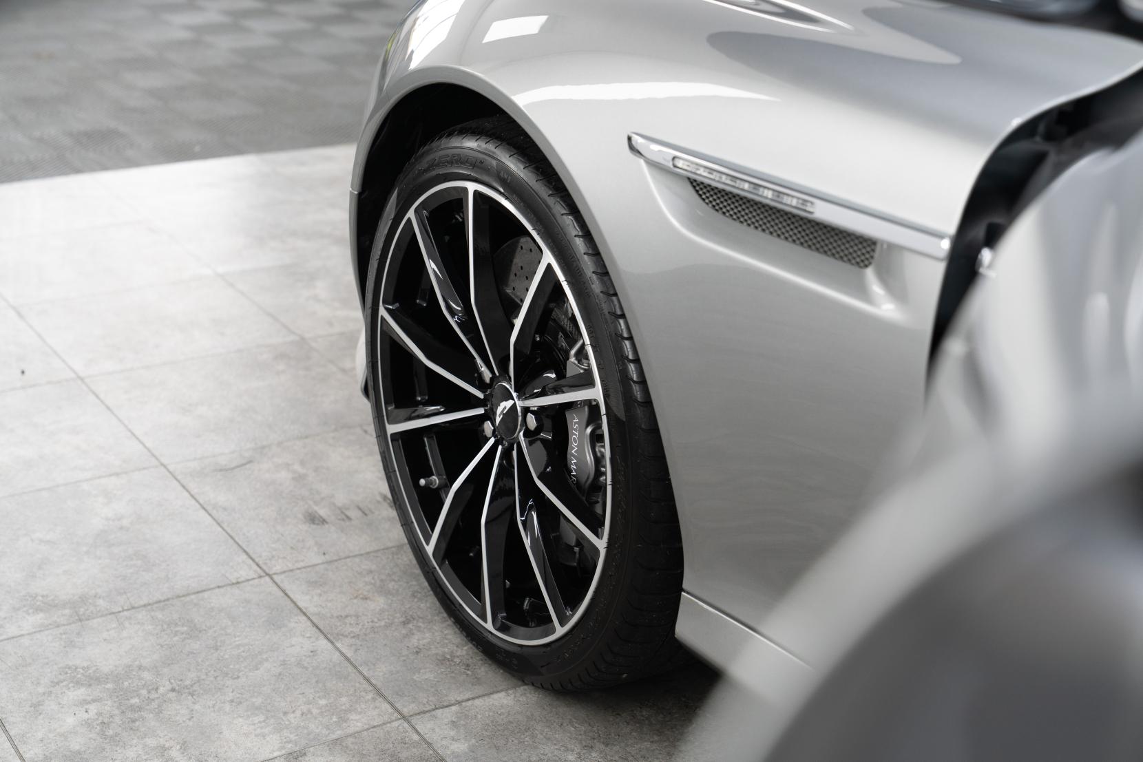 Aston Martin DB9 6.0 V12 GT Coupe 2dr Petrol T-TronicII Euro 6 (540 ps)