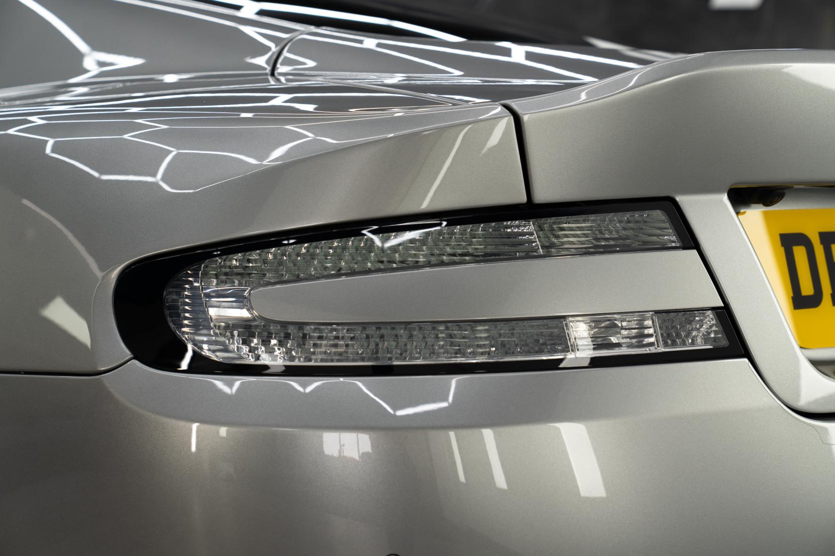 Aston Martin DB9 6.0 V12 GT Coupe 2dr Petrol T-TronicII Euro 6 (540 ps)