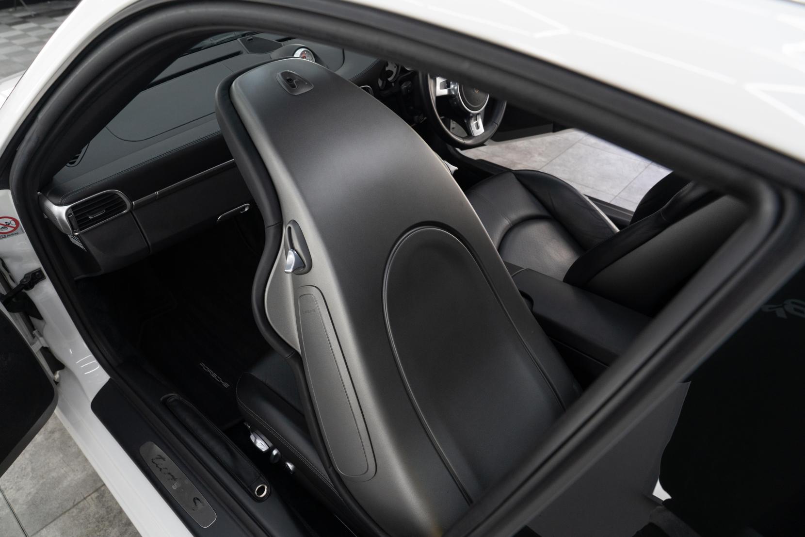 Porsche 911 3.8 997 Turbo S Coupe 2dr Petrol PDK AWD (268 g/km, 530 bhp)