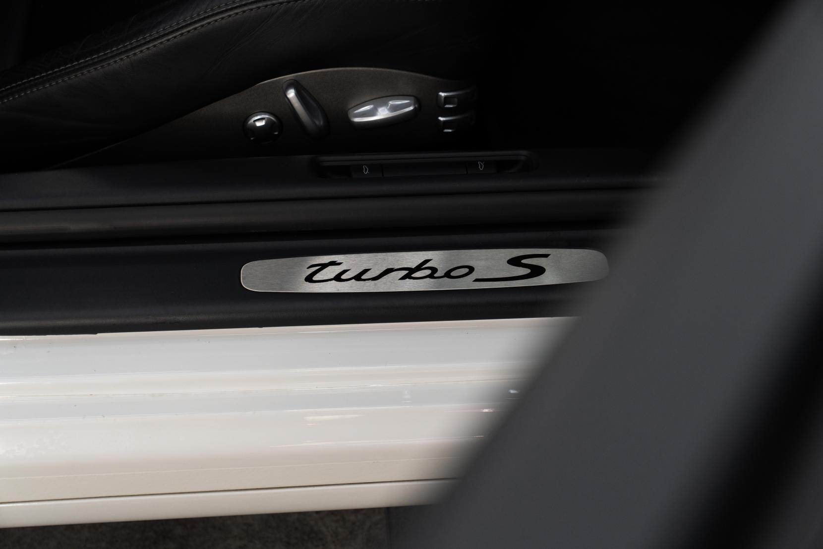 Porsche 911 3.8 997 Turbo S Coupe 2dr Petrol PDK AWD (268 g/km, 530 bhp)
