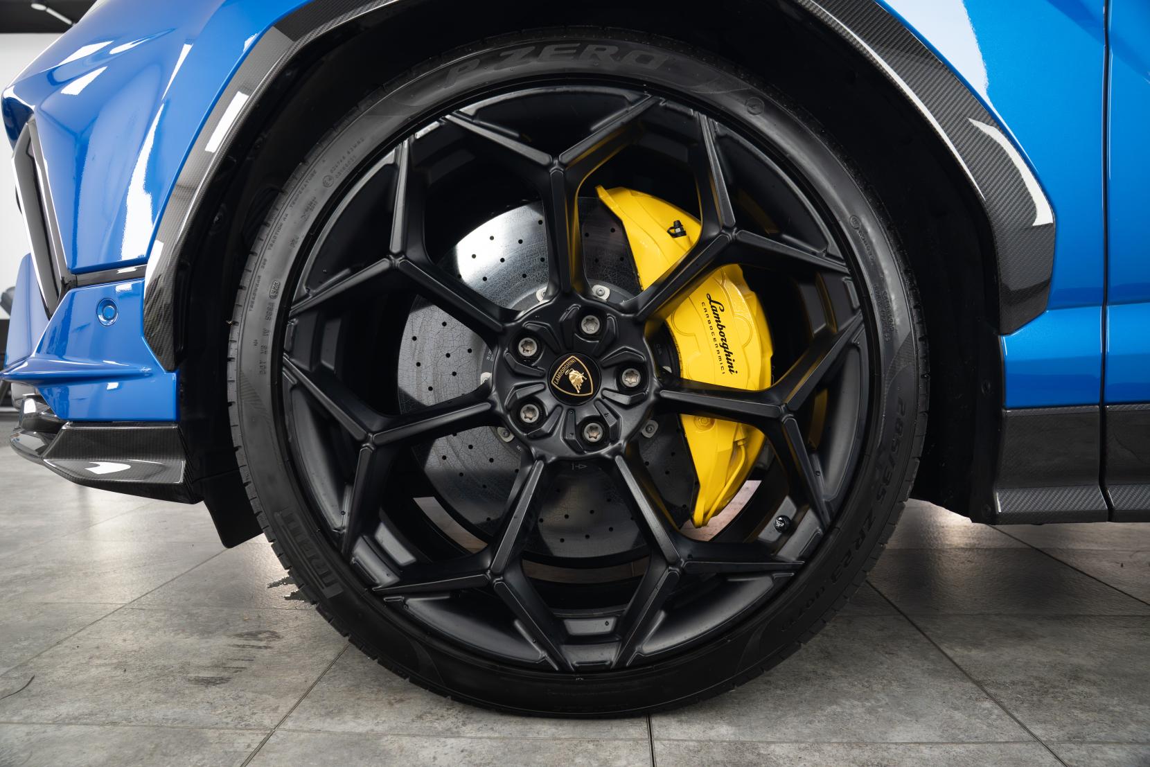 Lamborghini Urus 4.0 V8 BiTurbo Performante SUV 5dr Petrol Auto 4WD Euro 6 (666 ps)