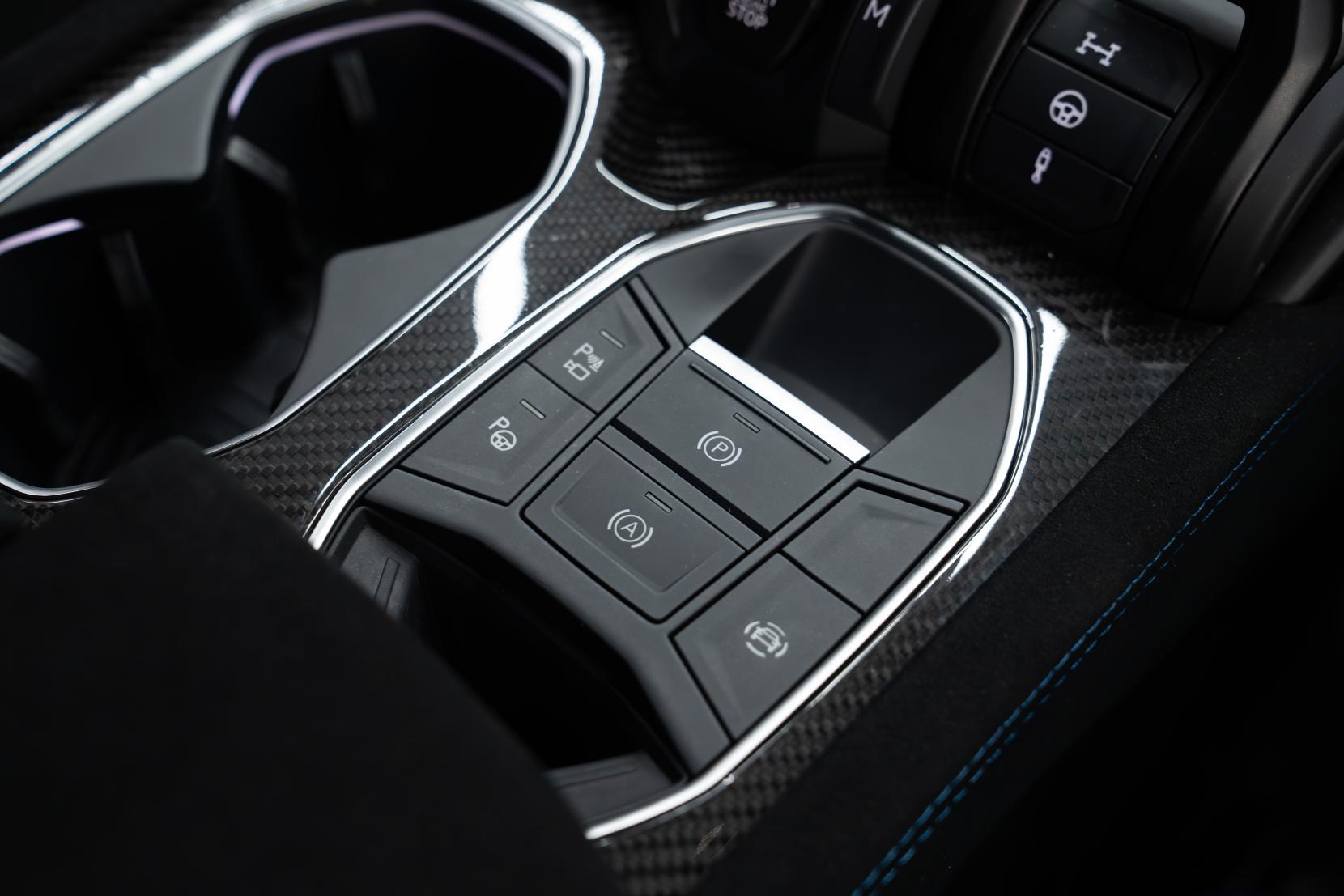 Lamborghini Urus 4.0 V8 BiTurbo Performante SUV 5dr Petrol Auto 4WD Euro 6 (666 ps)