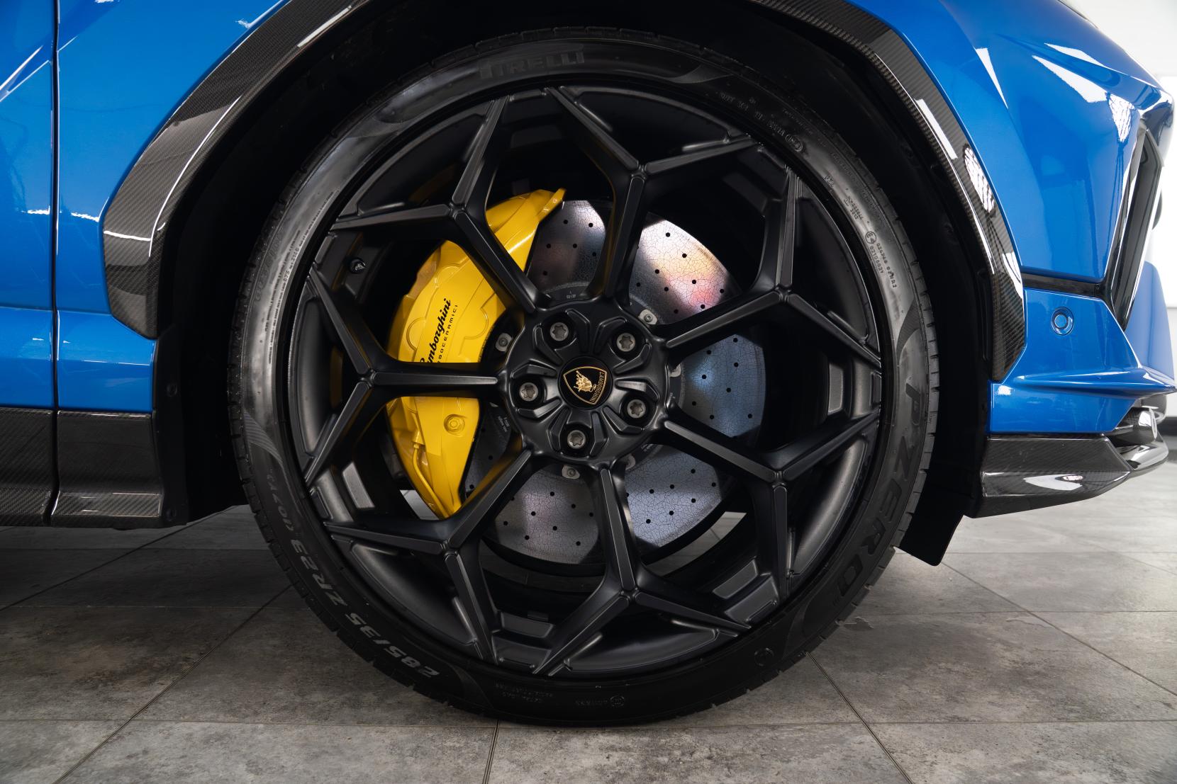 Lamborghini Urus 4.0 V8 BiTurbo Performante SUV 5dr Petrol Auto 4WD Euro 6 (666 ps)