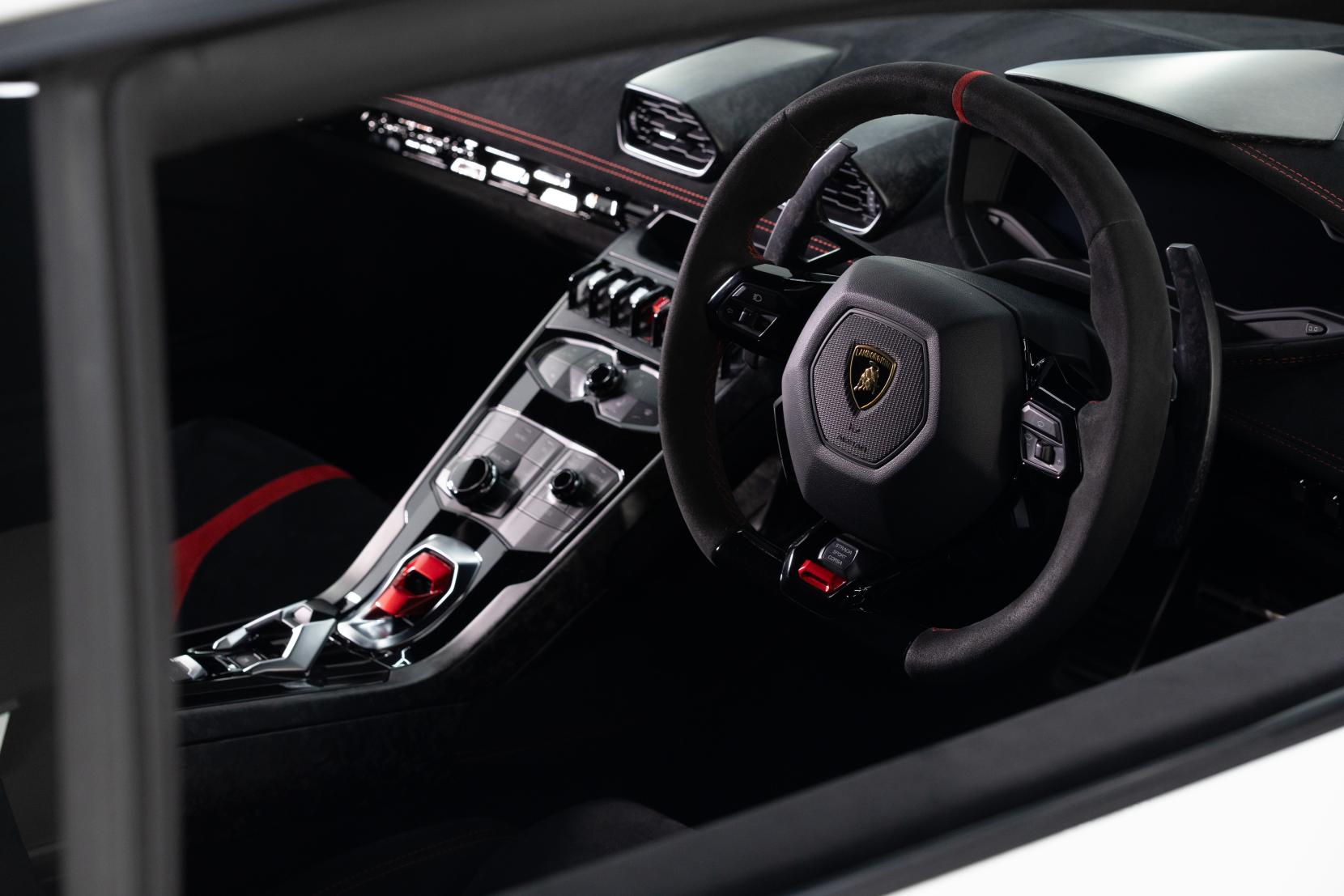 Lamborghini Huracan 5.2 V10 LP 640-4 Performante Coupe 2dr Petrol LDF 4WD Euro 6 (s/s) (640 ps)