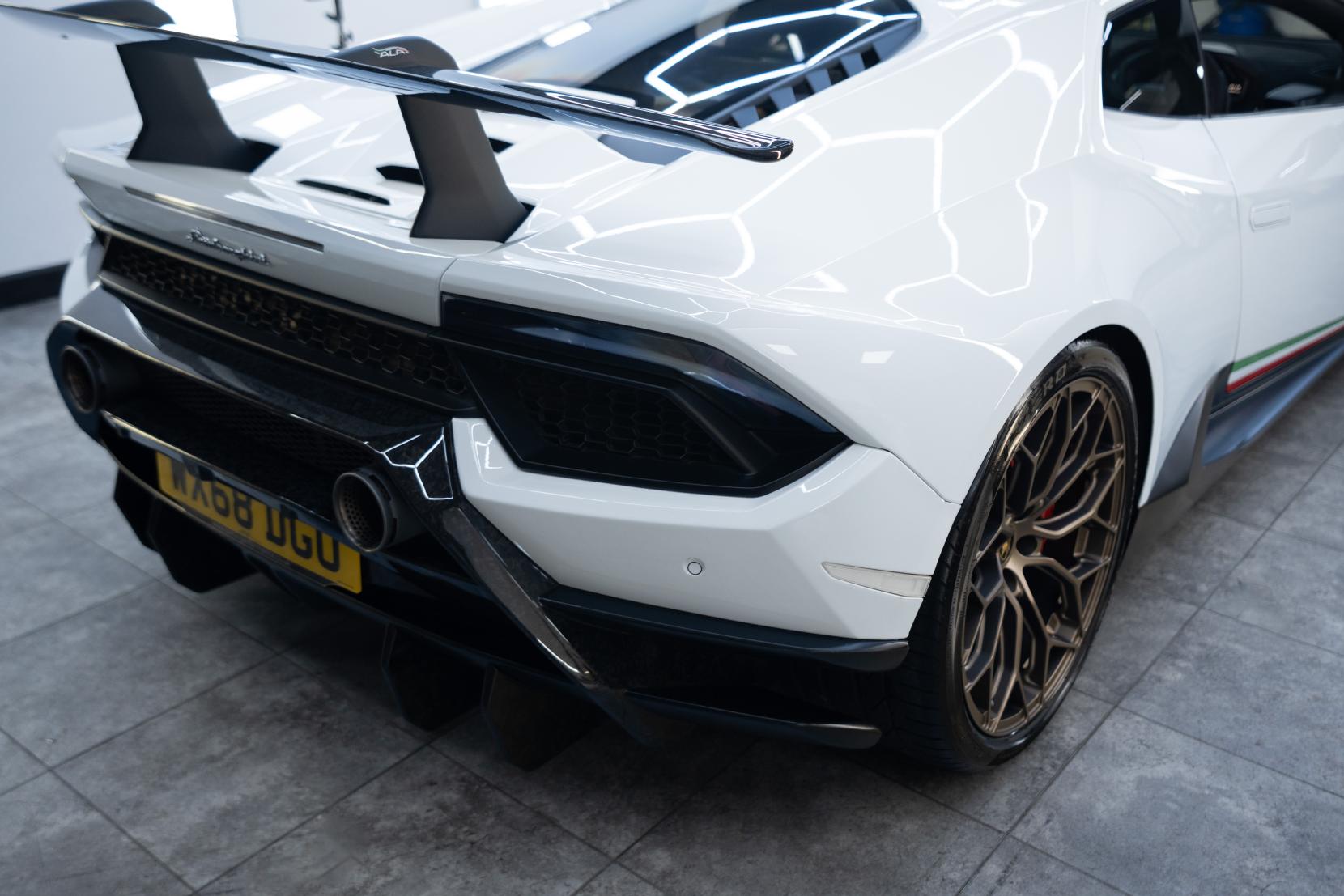 Lamborghini Huracan 5.2 V10 LP 640-4 Performante Coupe 2dr Petrol LDF 4WD Euro 6 (s/s) (640 ps)