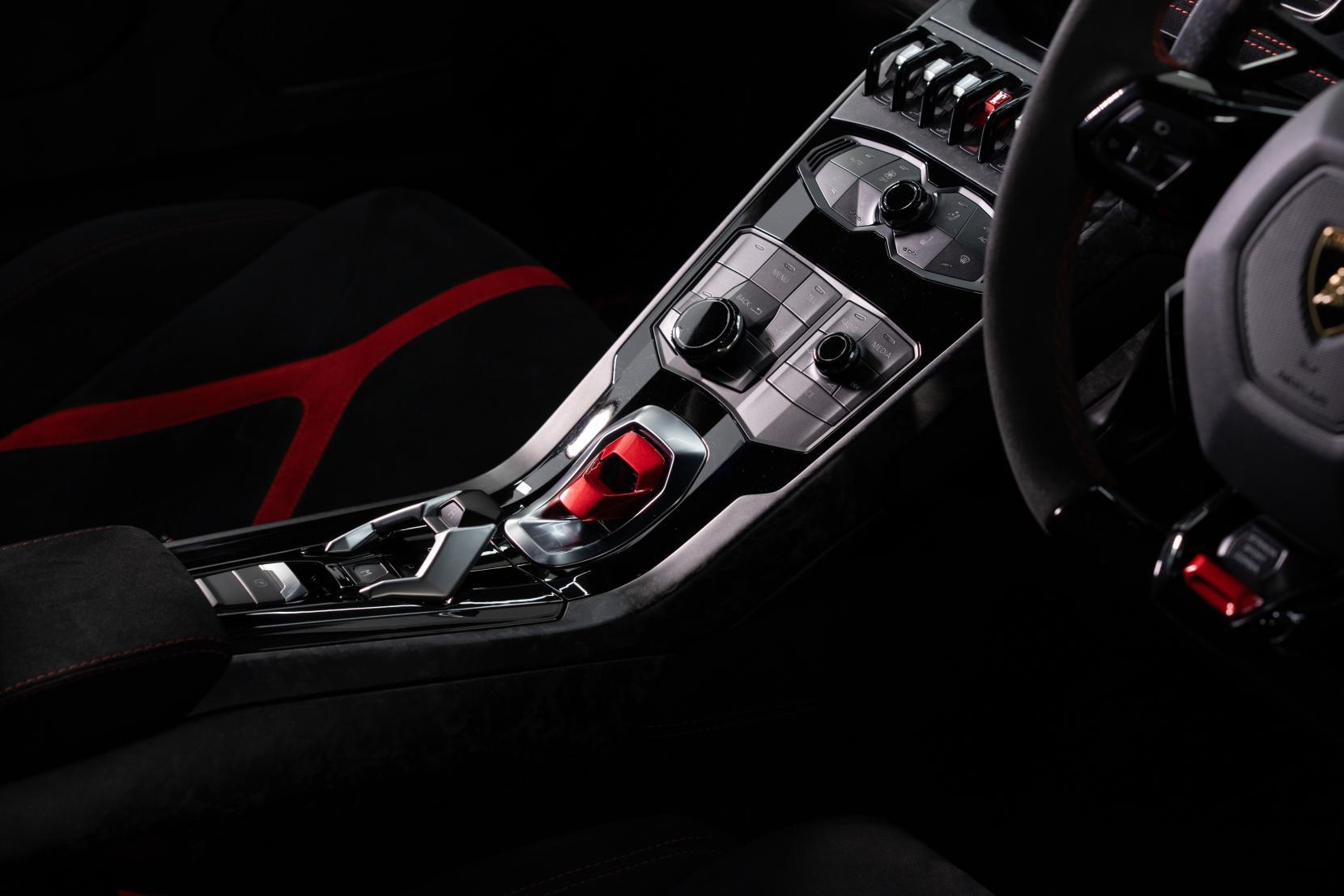 Lamborghini Huracan 5.2 V10 LP 640-4 Performante Coupe 2dr Petrol LDF 4WD Euro 6 (s/s) (640 ps)