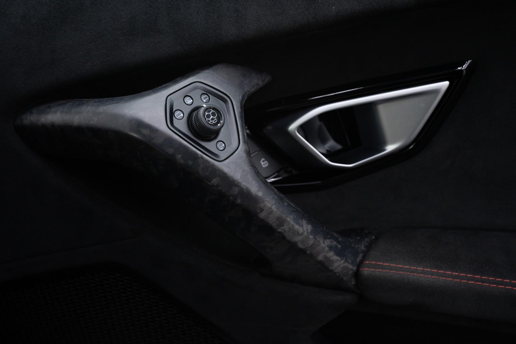 Lamborghini Huracan 5.2 V10 LP 640-4 Performante Coupe 2dr Petrol LDF 4WD Euro 6 (s/s) (640 ps)