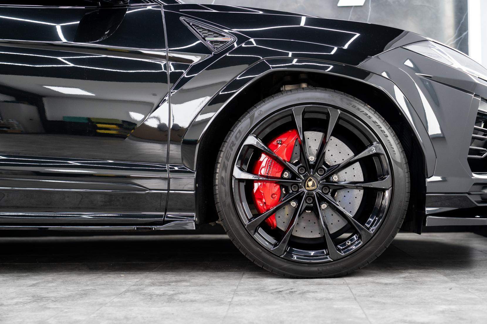 Lamborghini Urus 4.0 V8 BiTurbo SUV 5dr Petrol Auto 4WD Euro 6 (650 ps)