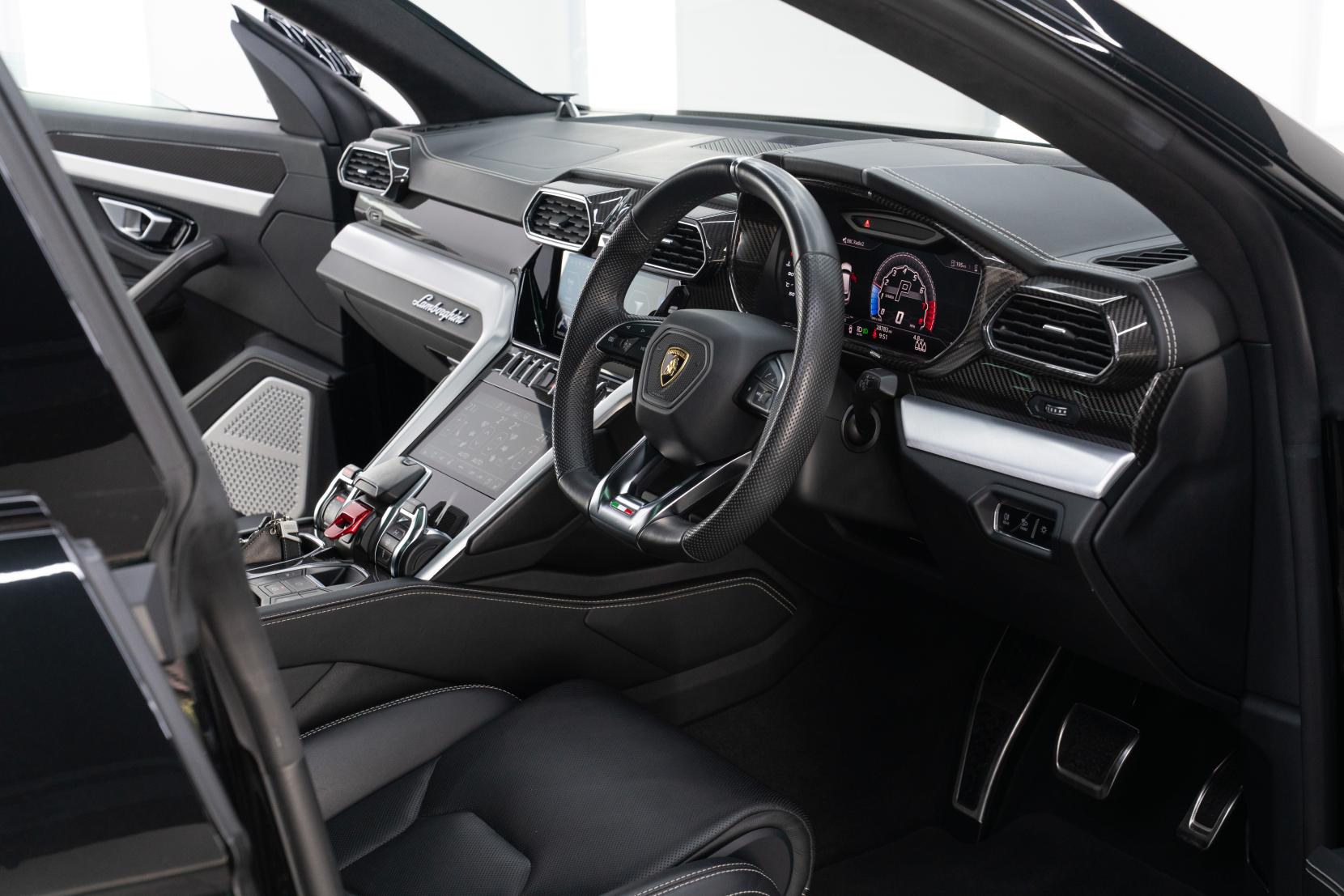 Lamborghini Urus 4.0 V8 BiTurbo SUV 5dr Petrol Auto 4WD Euro 6 (650 ps)