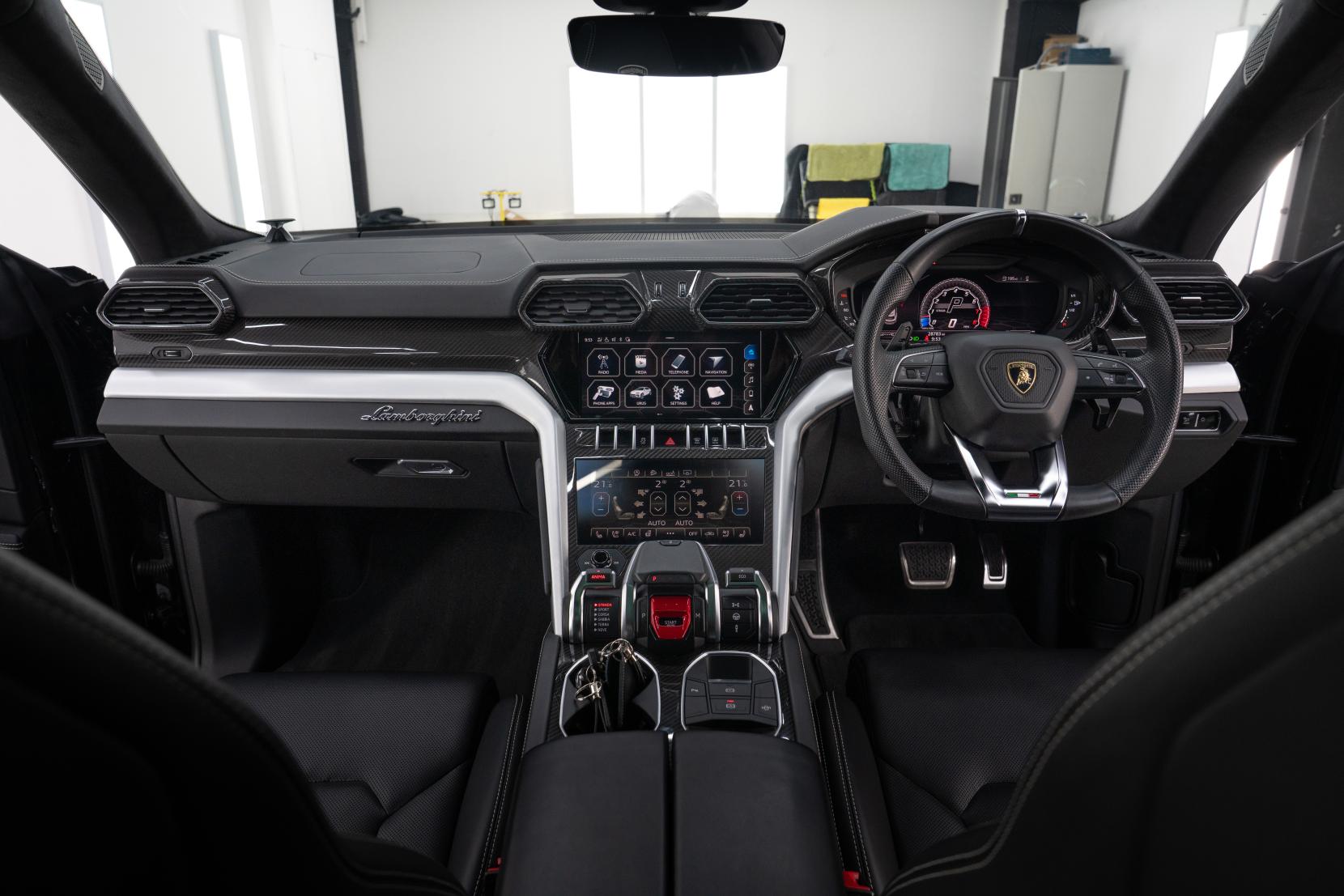 Lamborghini Urus 4.0 V8 BiTurbo SUV 5dr Petrol Auto 4WD Euro 6 (650 ps)