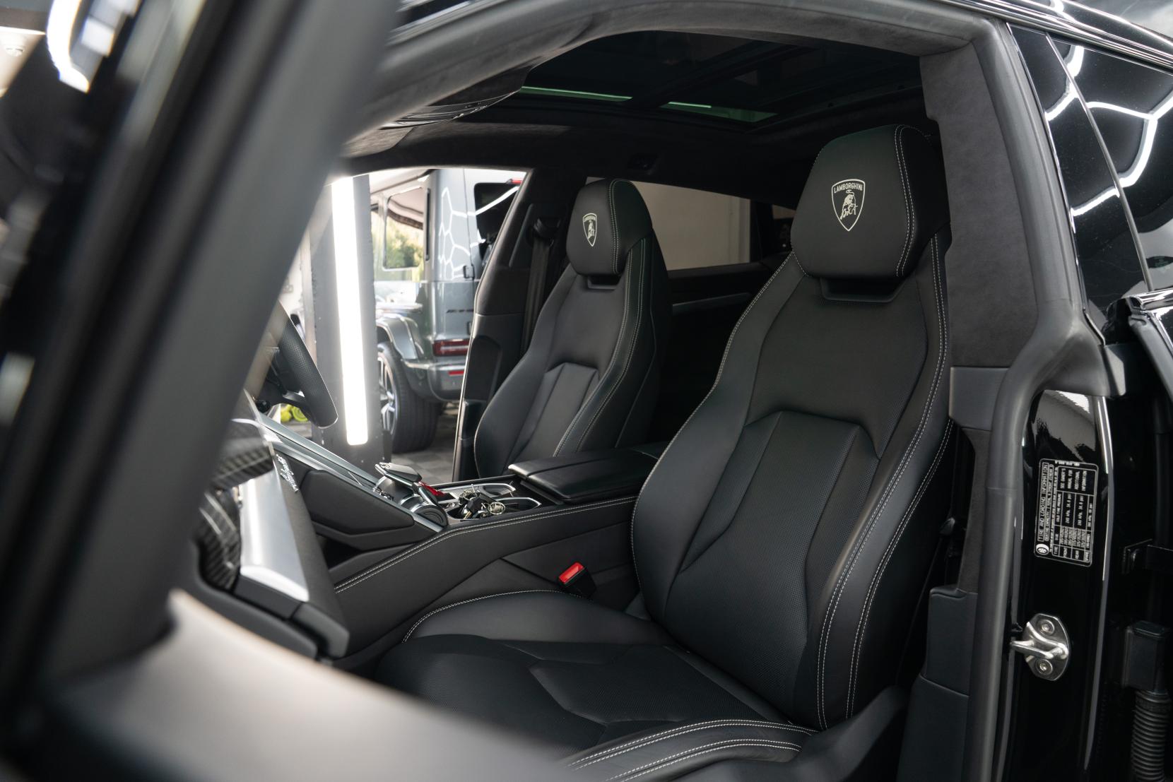 Lamborghini Urus 4.0 V8 BiTurbo SUV 5dr Petrol Auto 4WD Euro 6 (650 ps)