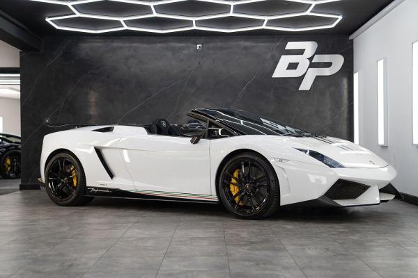 Lamborghini Gallardo 5.2 V10 LP 560-4 Performante Spyder 5.2 V10 LP 560-4 Performante Spyder 2dr Petrol EGear 4WD Euro 5 (560 ps)