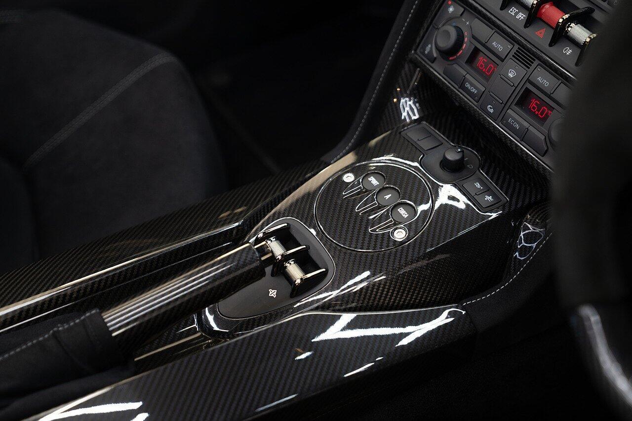 Lamborghini Gallardo 5.2 V10 LP 560-4 Performante Spyder 5.2 V10 LP 560-4 Performante Spyder 2dr Petrol EGear 4WD Euro 5 (560 ps)
