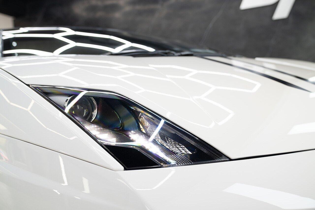 Lamborghini Gallardo 5.2 V10 LP 560-4 Performante Spyder 5.2 V10 LP 560-4 Performante Spyder 2dr Petrol EGear 4WD Euro 5 (560 ps)