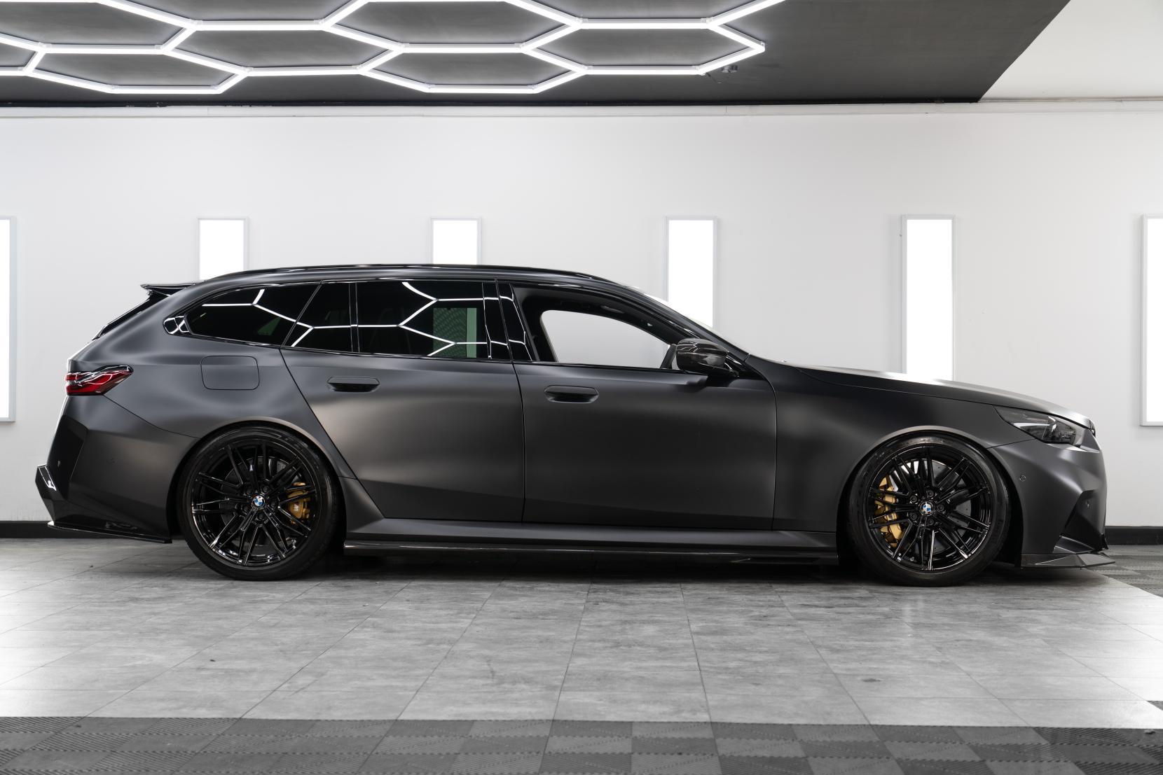 BMW M5 4.4 22.1kWh Touring 5dr Petrol Plug-in Hybrid Steptronic xDrive Euro 6 (s/s) (727 ps)