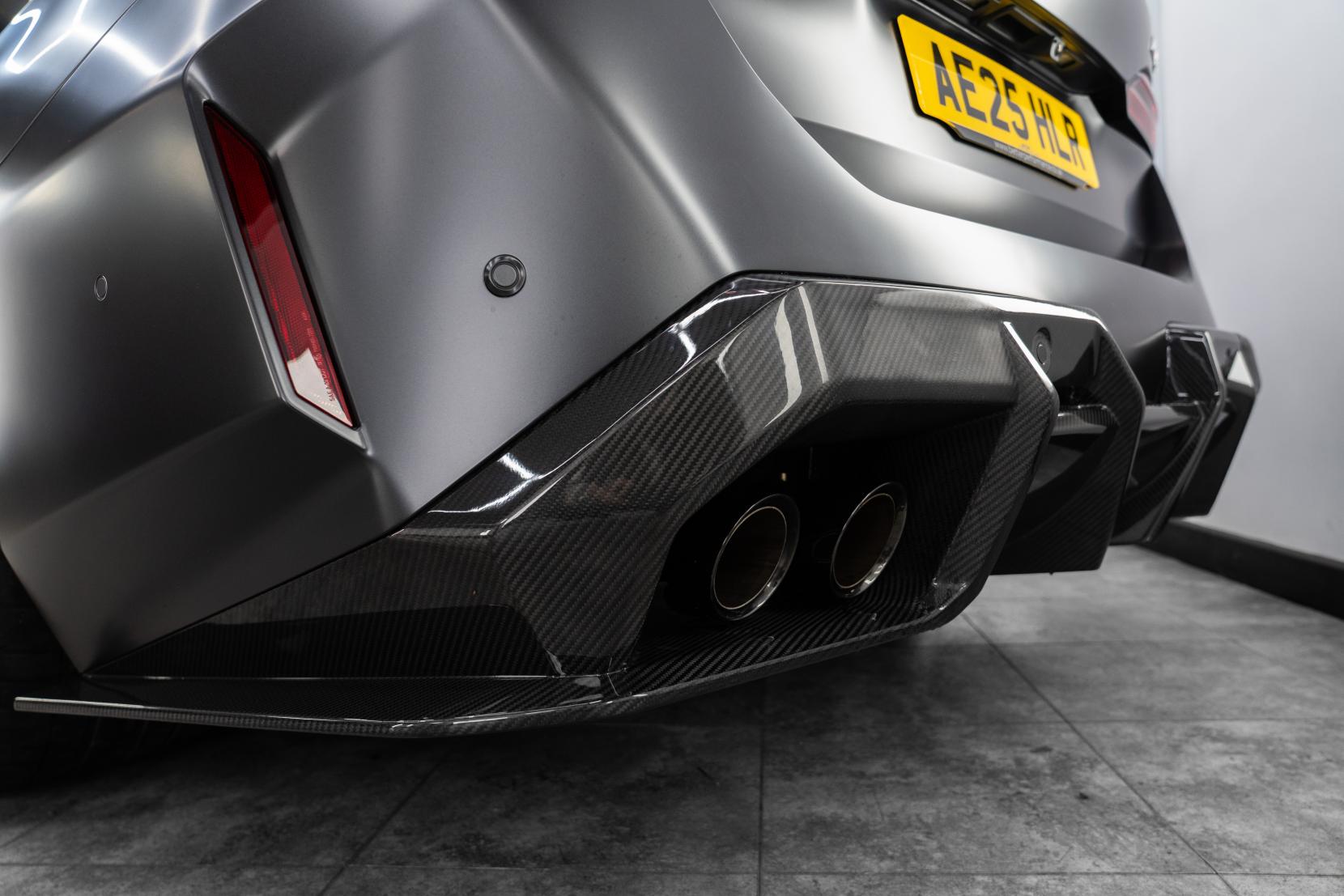 BMW M5 4.4 22.1kWh Touring 5dr Petrol Plug-in Hybrid Steptronic xDrive Euro 6 (s/s) (727 ps)