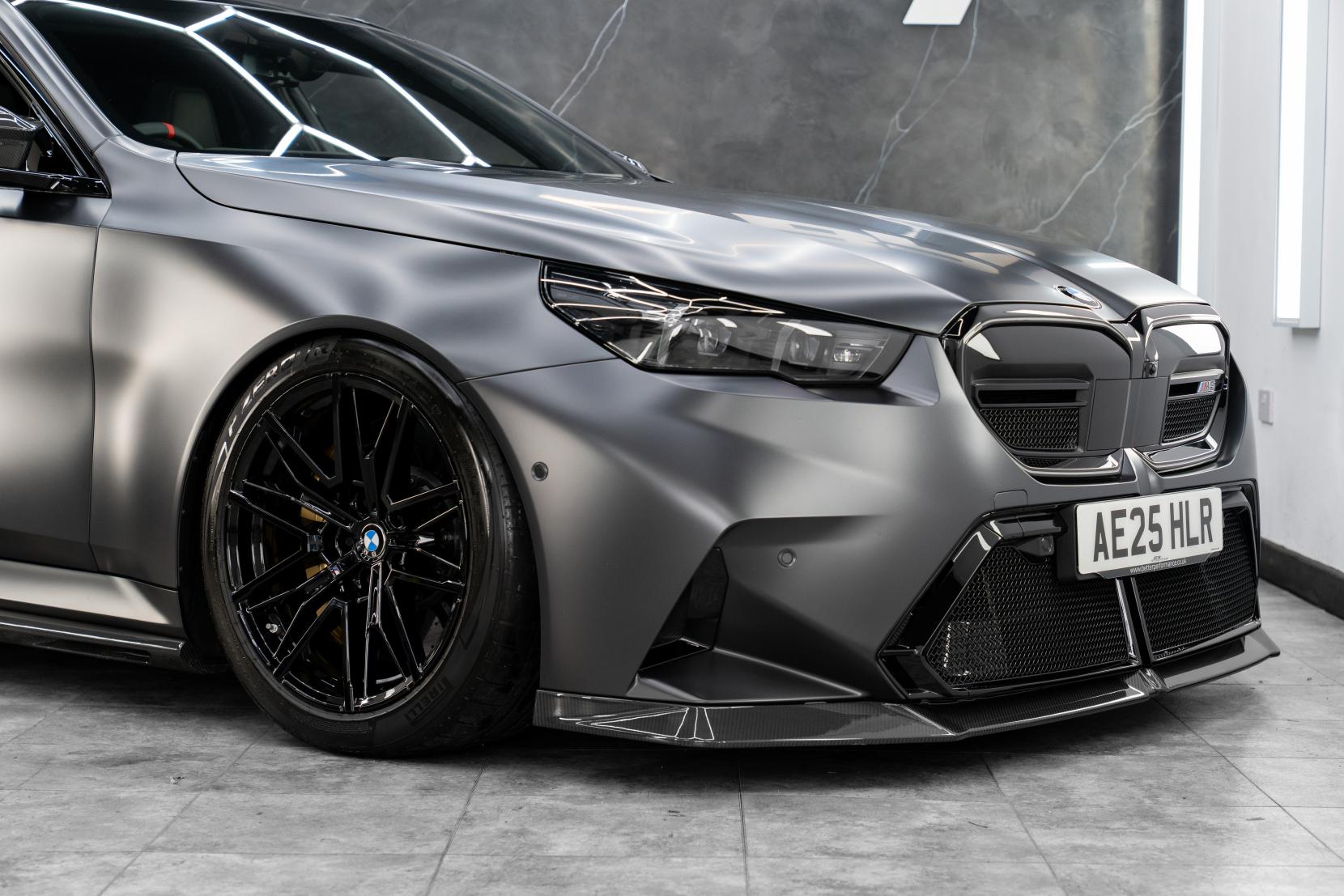 BMW M5 4.4 22.1kWh Touring 5dr Petrol Plug-in Hybrid Steptronic xDrive Euro 6 (s/s) (727 ps)