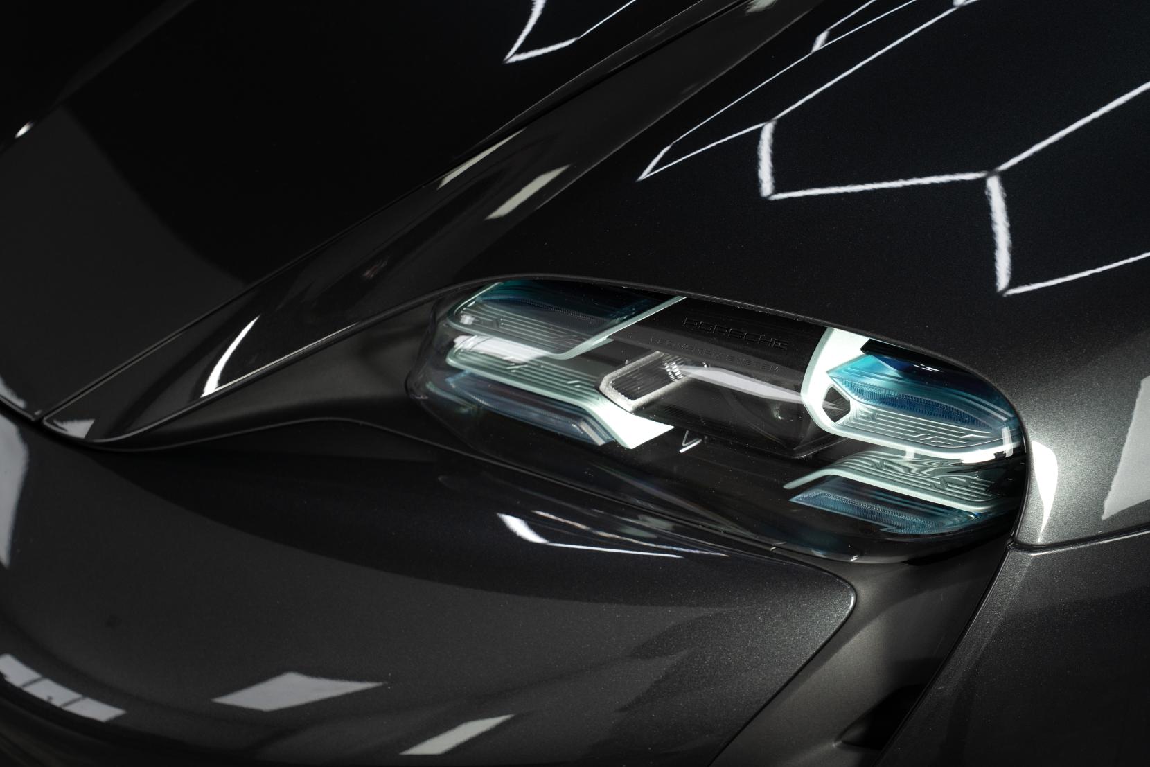 Porsche Taycan Performance Plus 93.4kWh Turbo Saloon 4dr Electric Auto 4WD (680 ps)