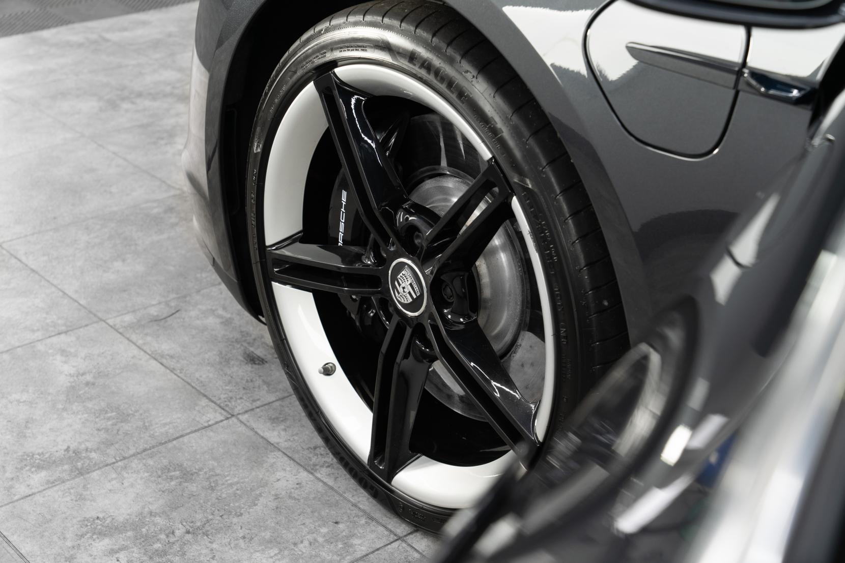 Porsche Taycan Performance Plus 93.4kWh Turbo Saloon 4dr Electric Auto 4WD (680 ps)