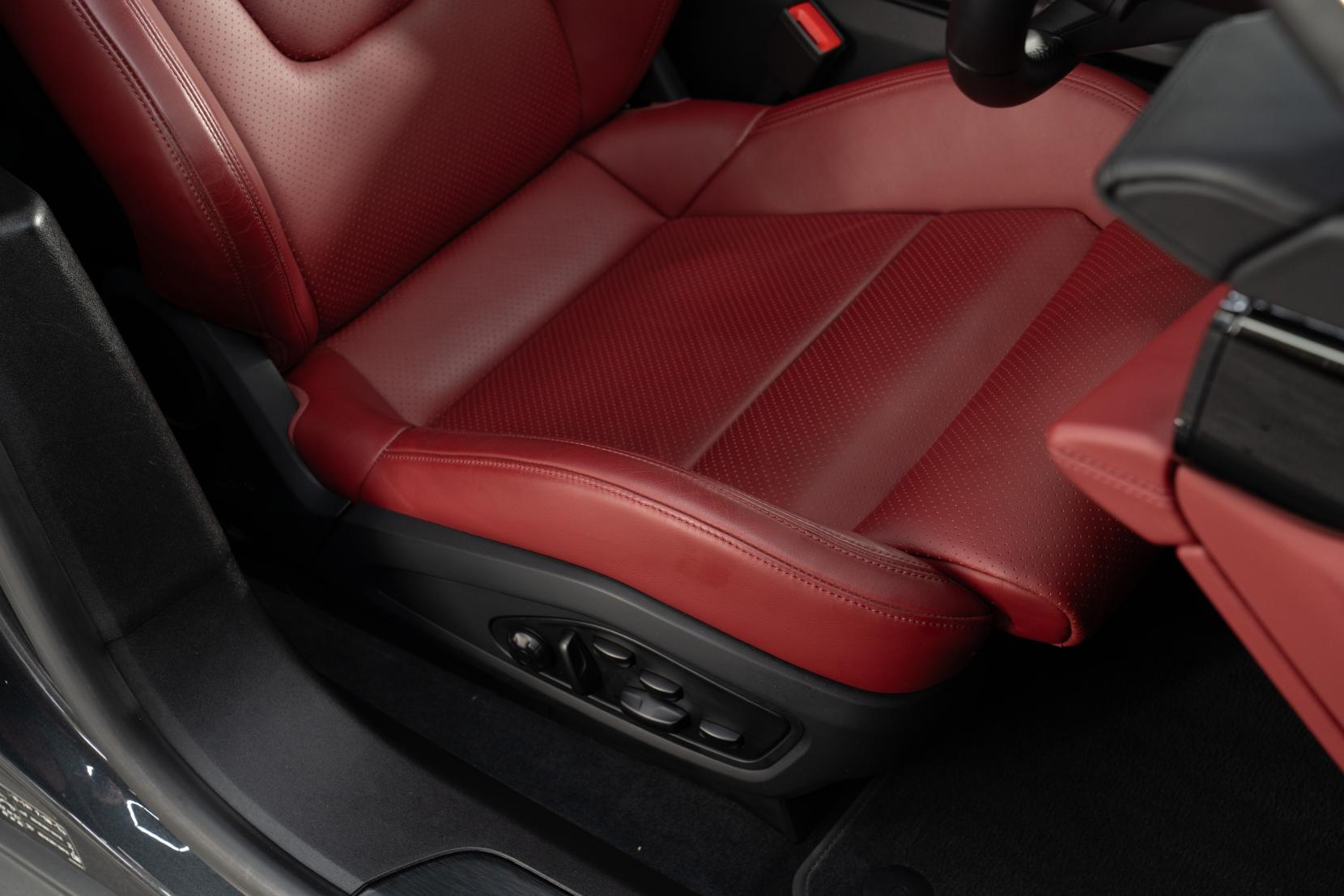 Porsche Taycan Performance Plus 93.4kWh Turbo Saloon 4dr Electric Auto 4WD (680 ps)