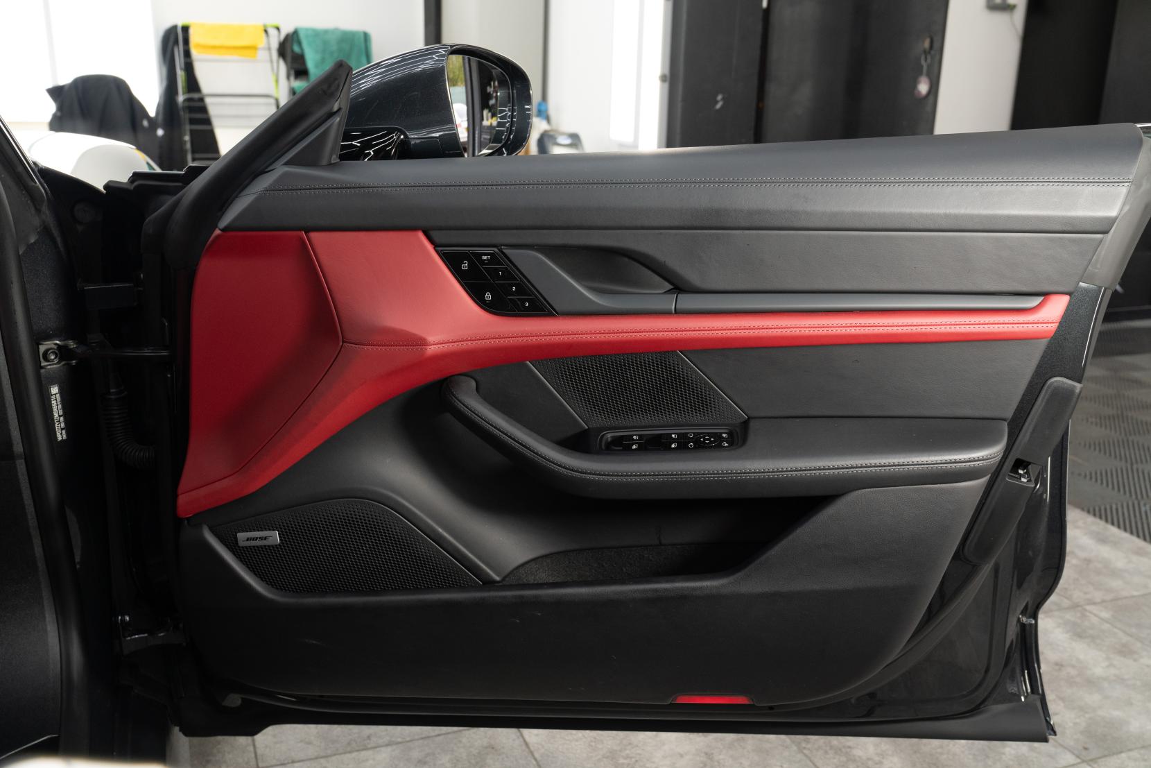 Porsche Taycan Performance Plus 93.4kWh Turbo Saloon 4dr Electric Auto 4WD (680 ps)