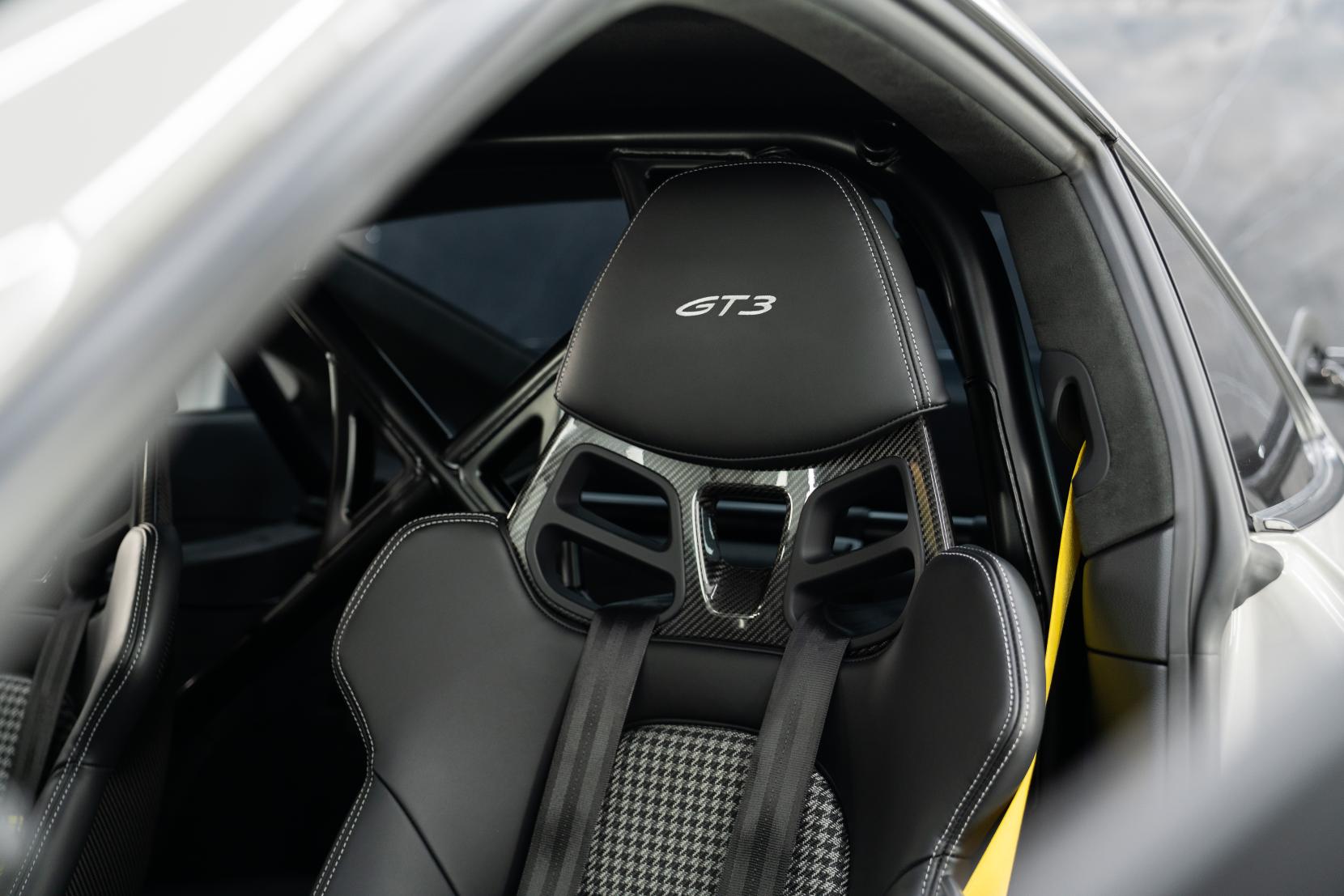 Porsche 911 4.0 992 GT3 Coupe 2dr Petrol PDK Euro 6 (510 ps)