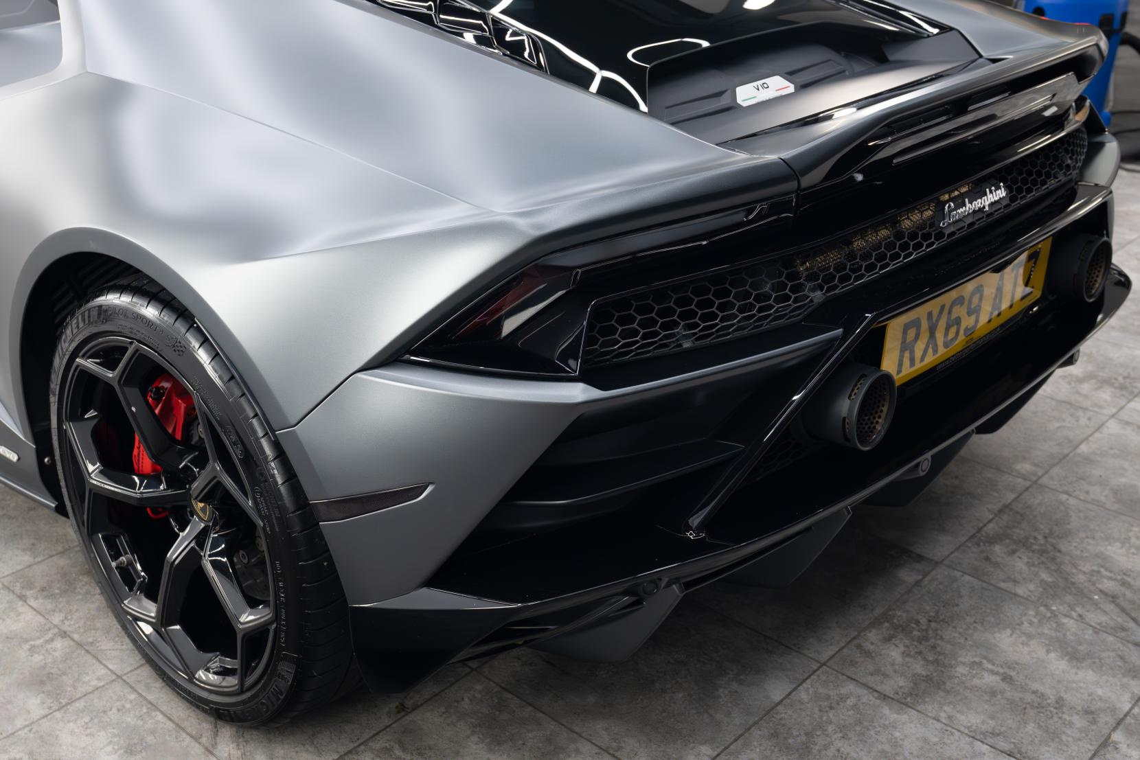 Lamborghini Huracan 5.2 V10 LP 640-4 EVO Coupe 2dr Petrol LDF 4WD Euro 6 (s/s) (640 ps)