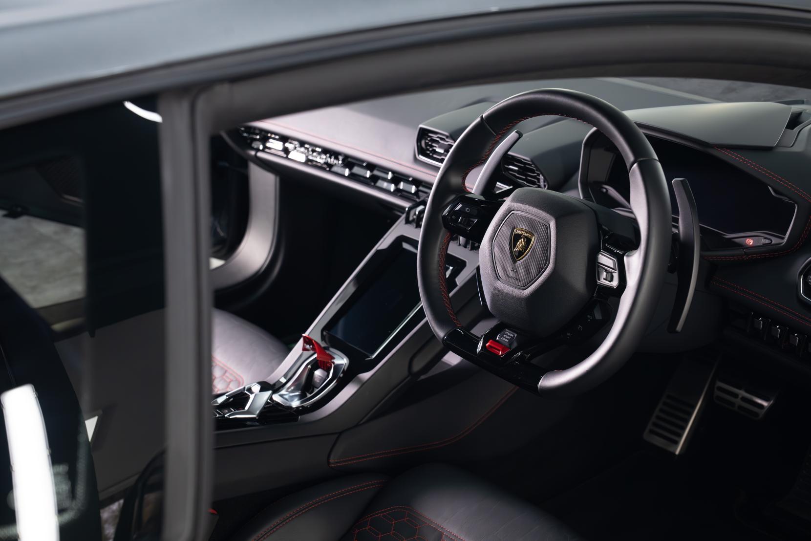 Lamborghini Huracan 5.2 V10 LP 640-4 EVO Coupe 2dr Petrol LDF 4WD Euro 6 (s/s) (640 ps)